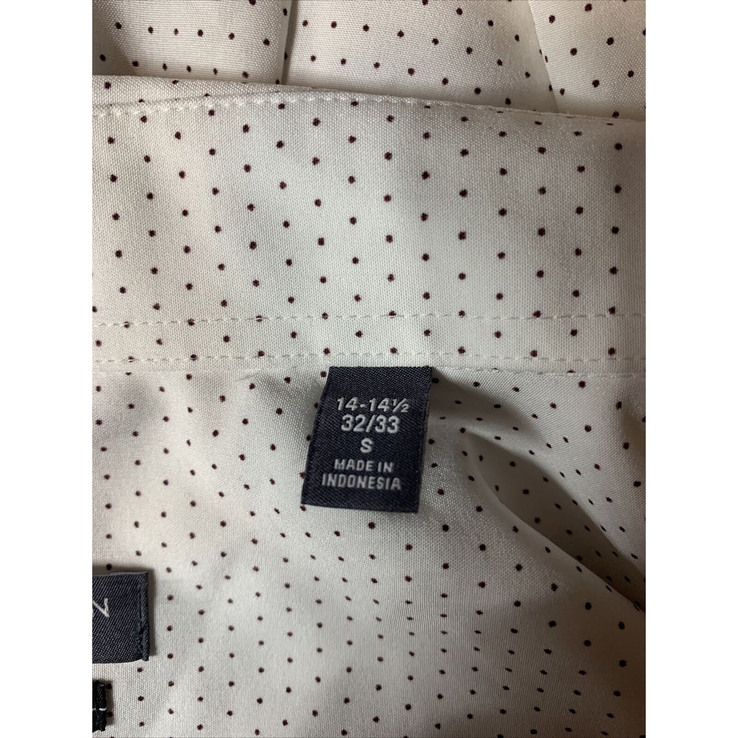 Van Huesen Traveler men’s slim fit SPECKED button down shirt 14-14.5 X 32/33