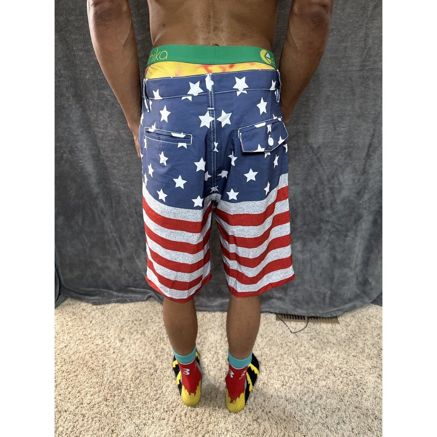 Men’s Palmwave Size 34 Patriotic Board Shorts Poly Spandex 4 Way Stretch