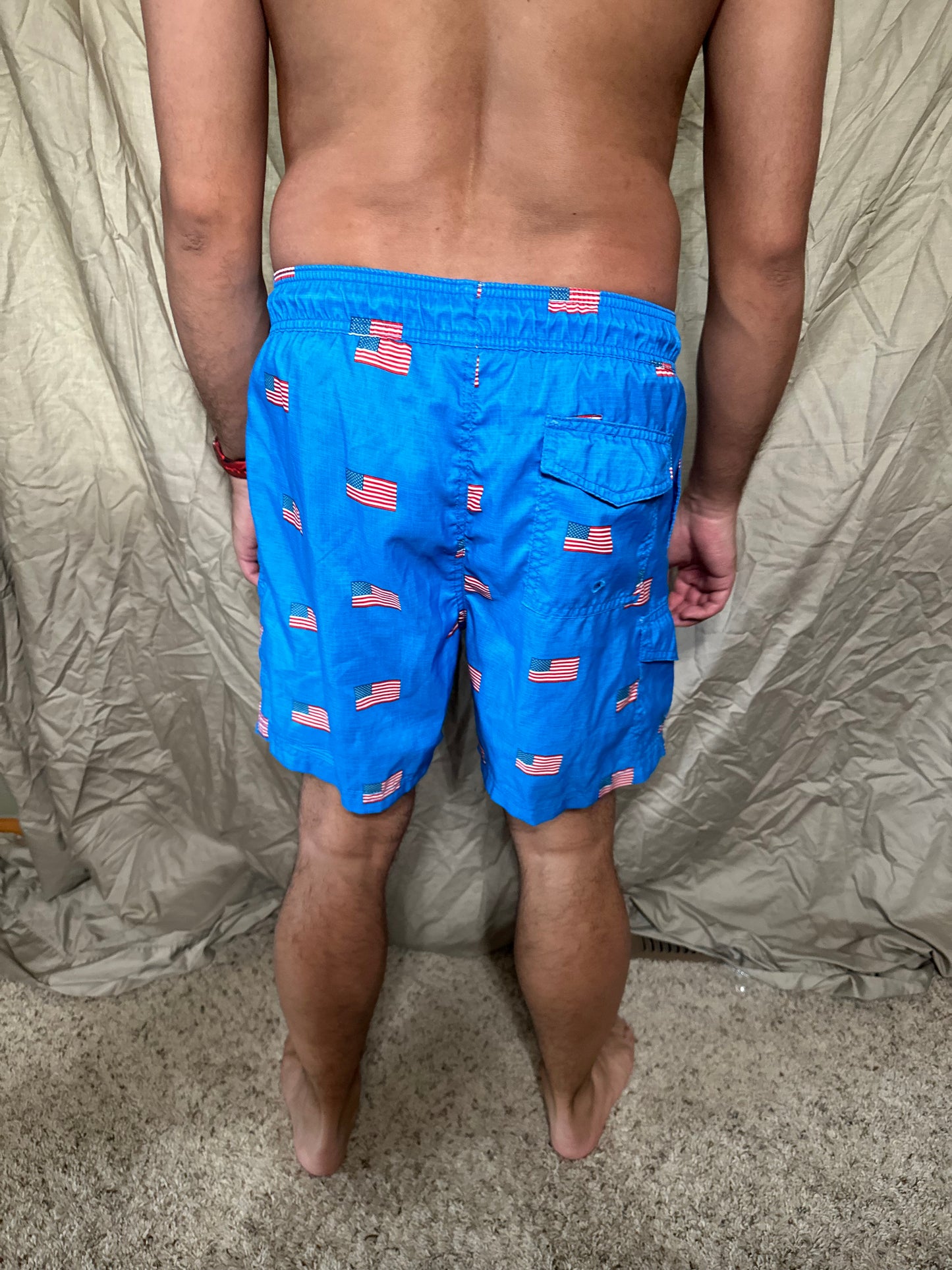Men’s blue American flag patriotic size medium bathing suit with lining and pockets us apparel