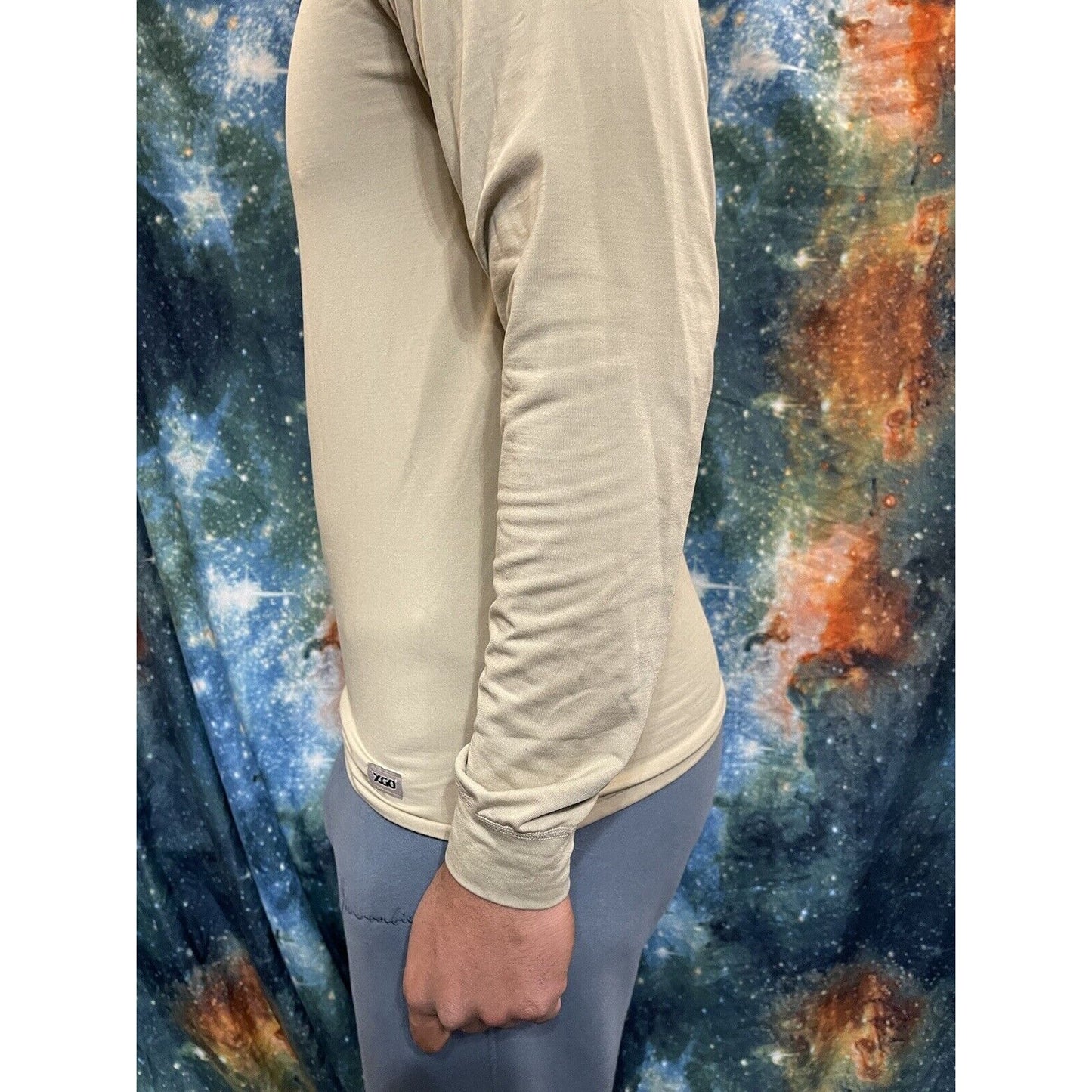 Men’s Army XGO Acclimate Dry Medium sand/tan long sleeve thermal