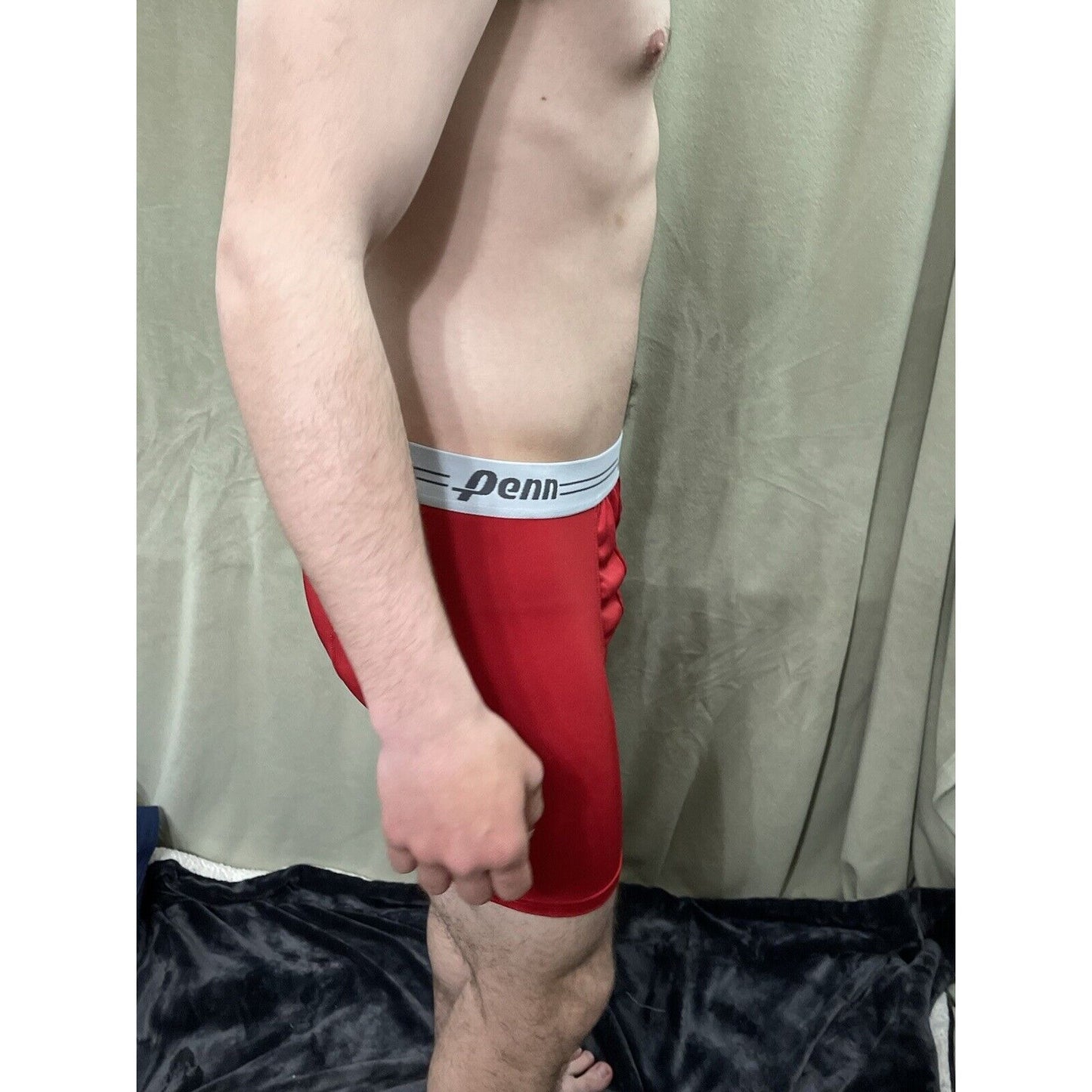 Men’s Red Penn Compression Shorts Medium 10% Spandex