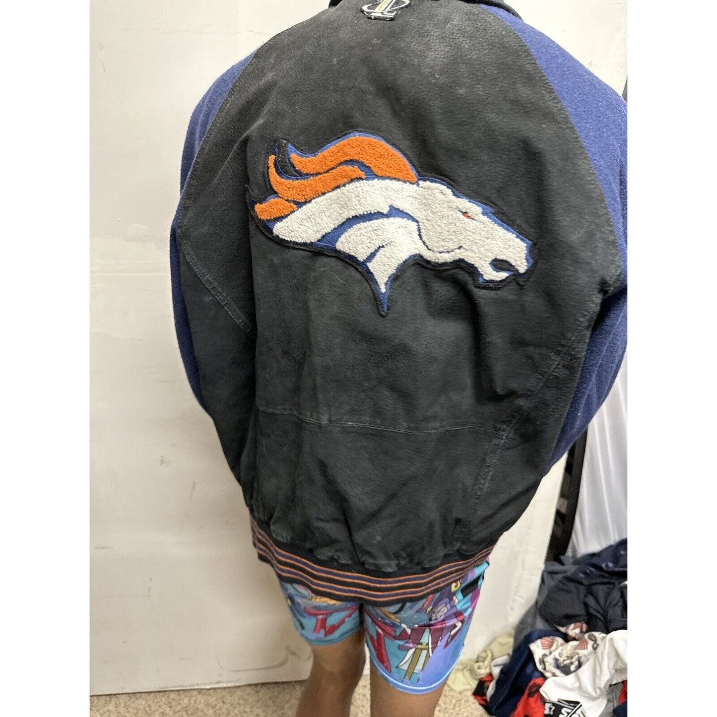 Vintage Team NFL Logo athletics Large Denver Broncos Leather Jacket