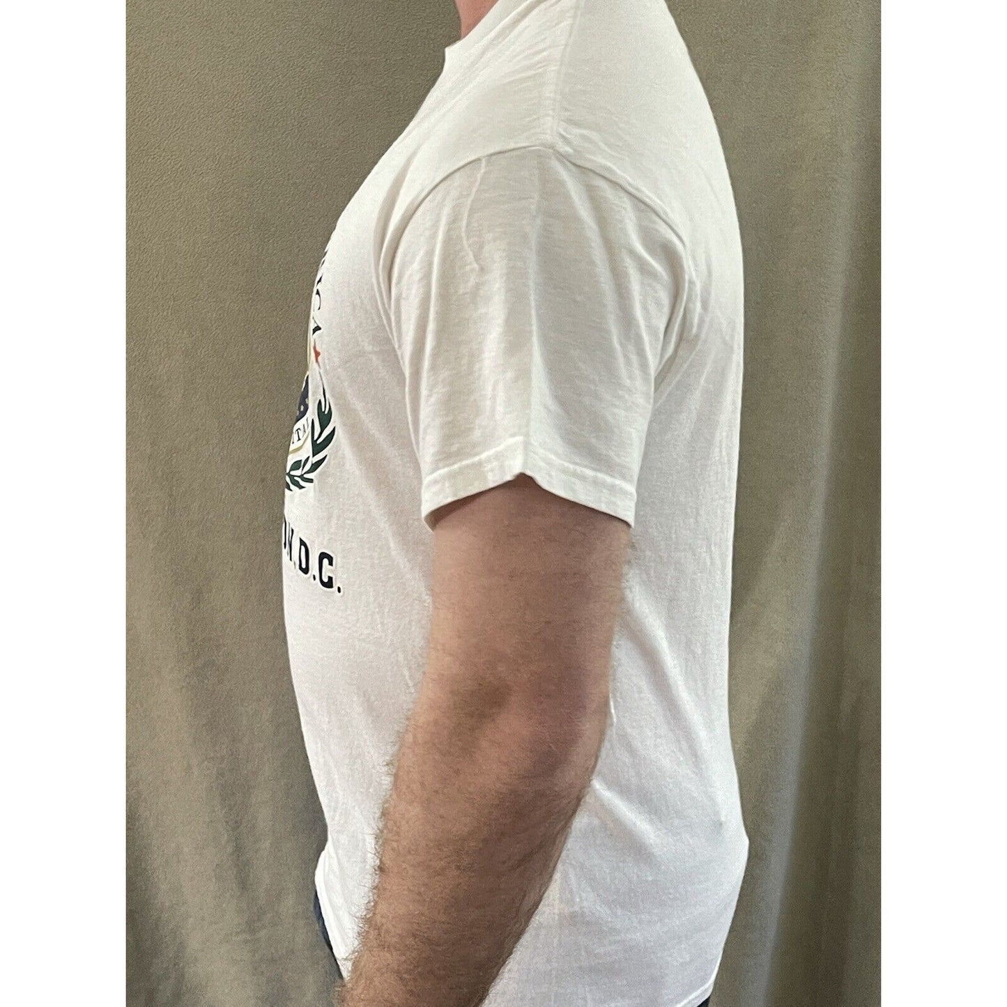 Delta Pro Weight Washington DC USA Men's Large presidential seal white T-Shirt