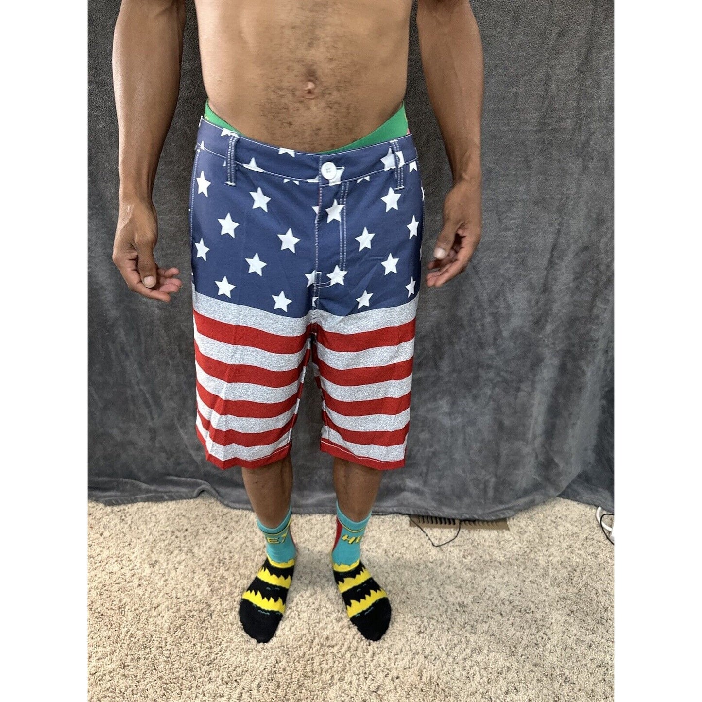 Men’s Palmwave Size 34 Patriotic Board Shorts Poly Spandex 4 Way Stretch