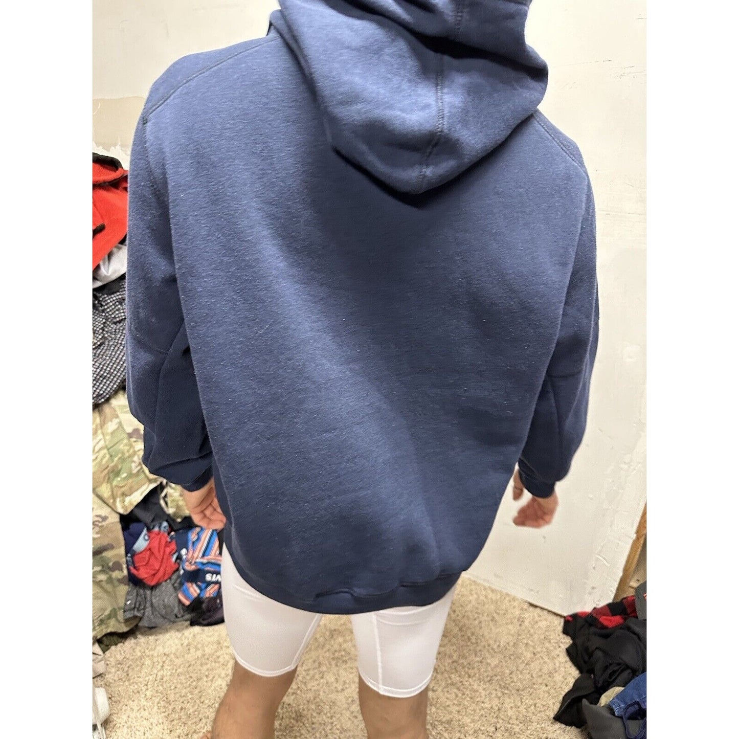 Men’s Patriots Pullover Hoodie Fits Like A Tight Medium