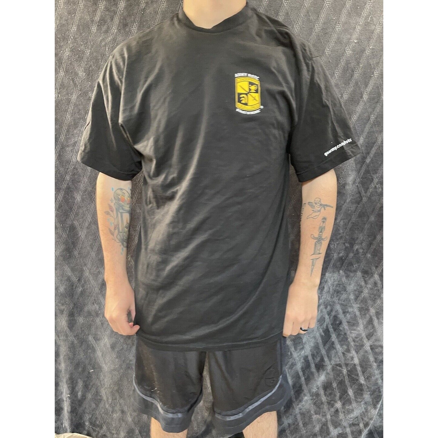 men’s black XL army rotc start strong short sleeve t-shirt