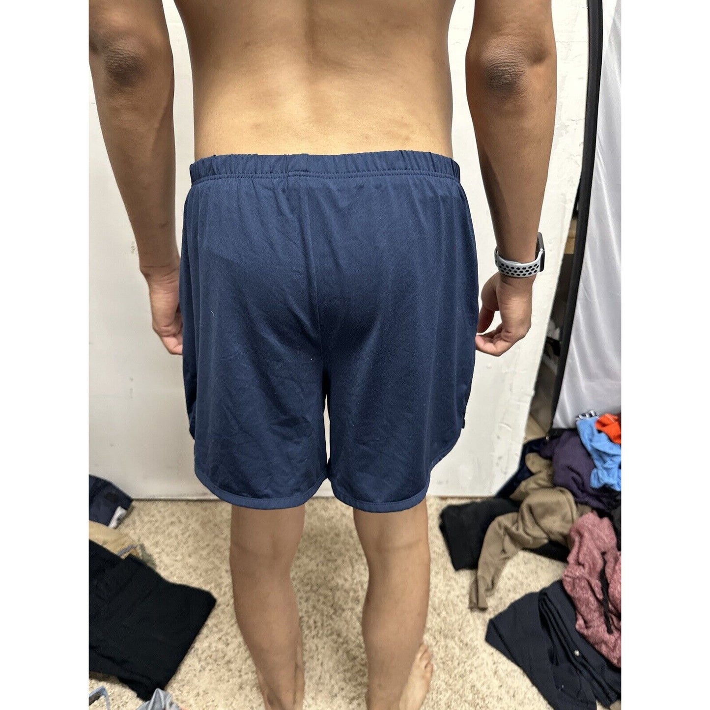 Men’s Large Reebok Play Dry Dark Blue Shorts With Pockets