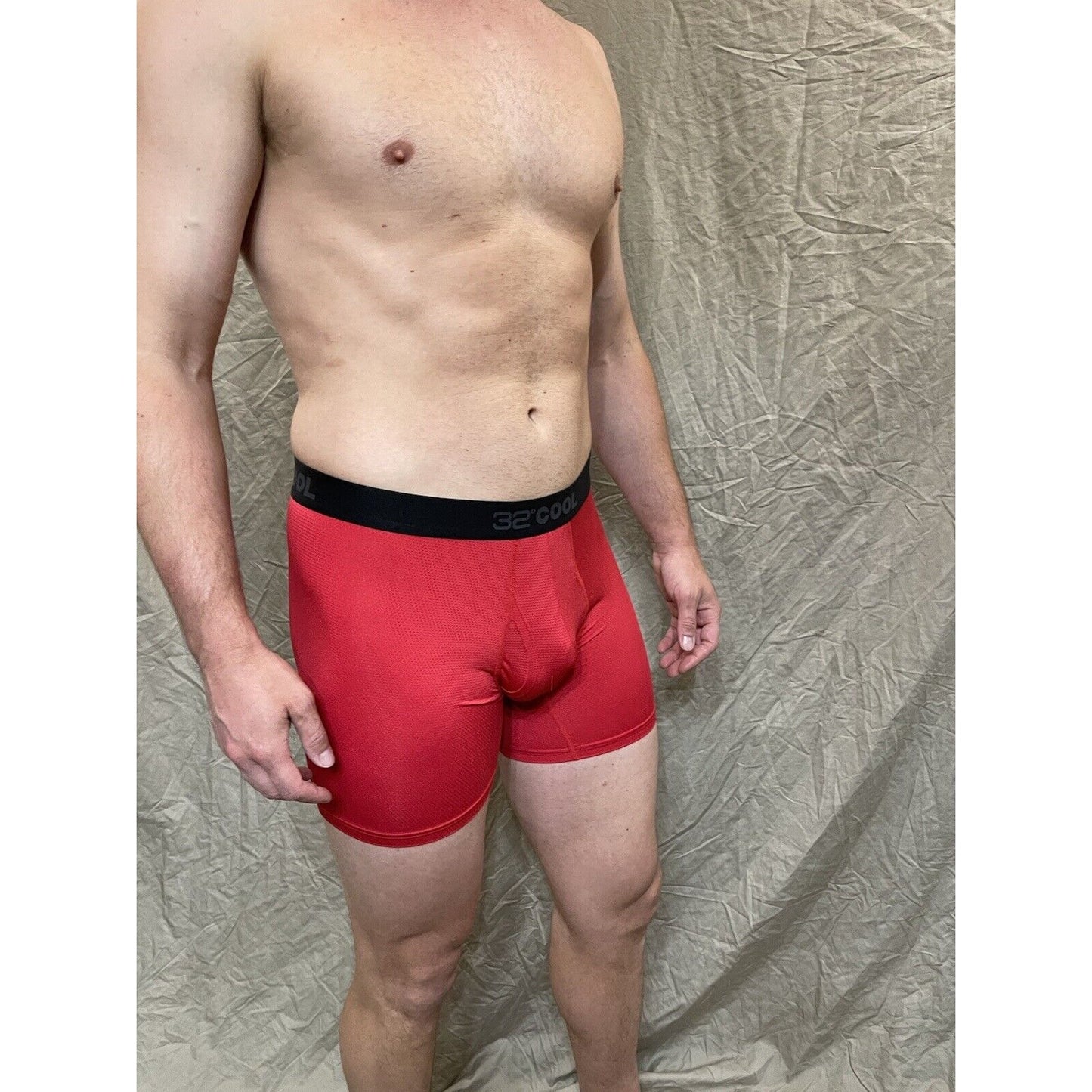 men's 32 degrees cool fire engine red compression boxer briefs Small