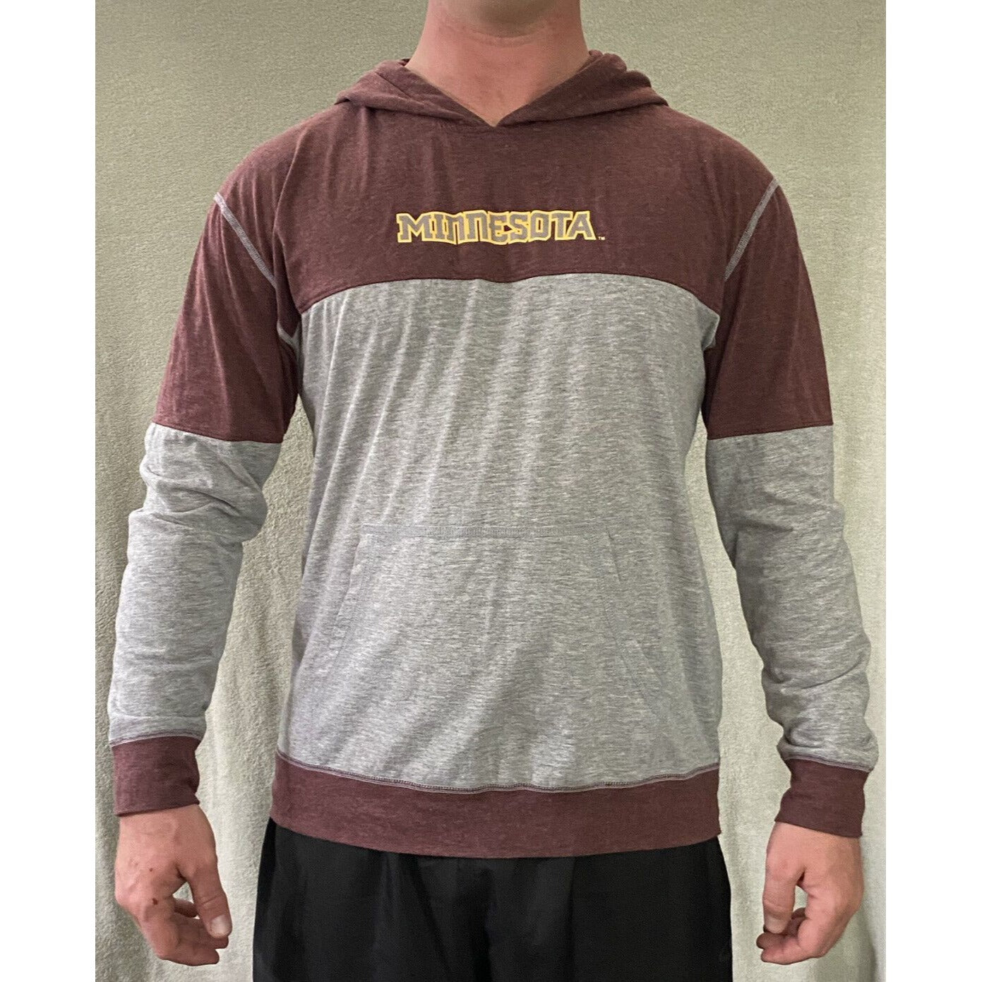 Champion MINNESOTA GOLDEN GOPHERS Men’s Large Burgundy Gray Sweatshirt Hoodie