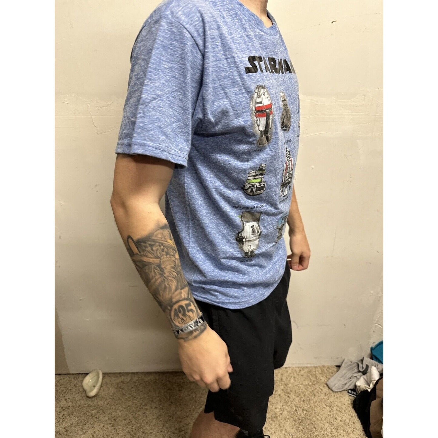 Star Wars Men’s Blue Tshirt Large Droids