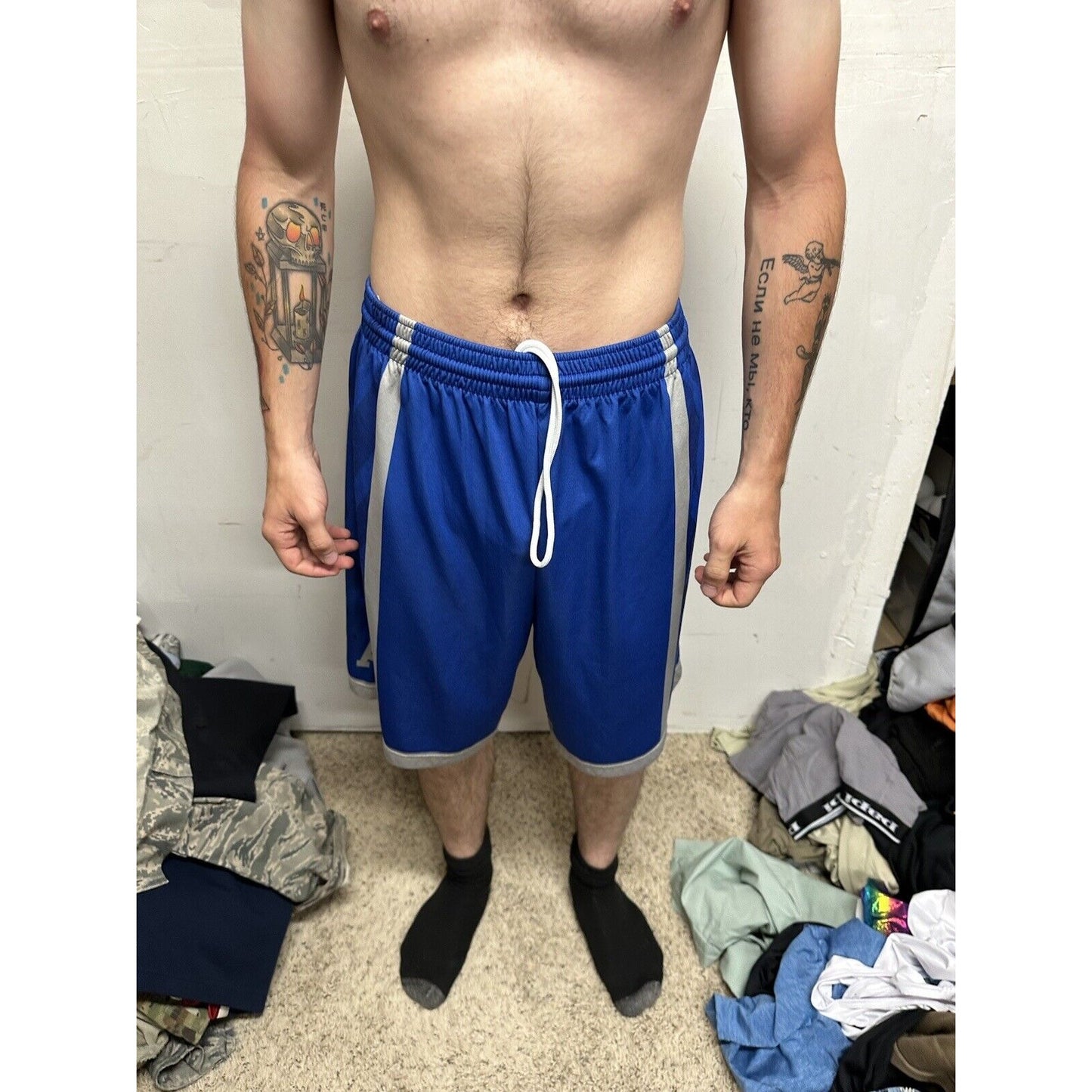 Men’s Blue Nike Medium Shorts Athletic No Pockets