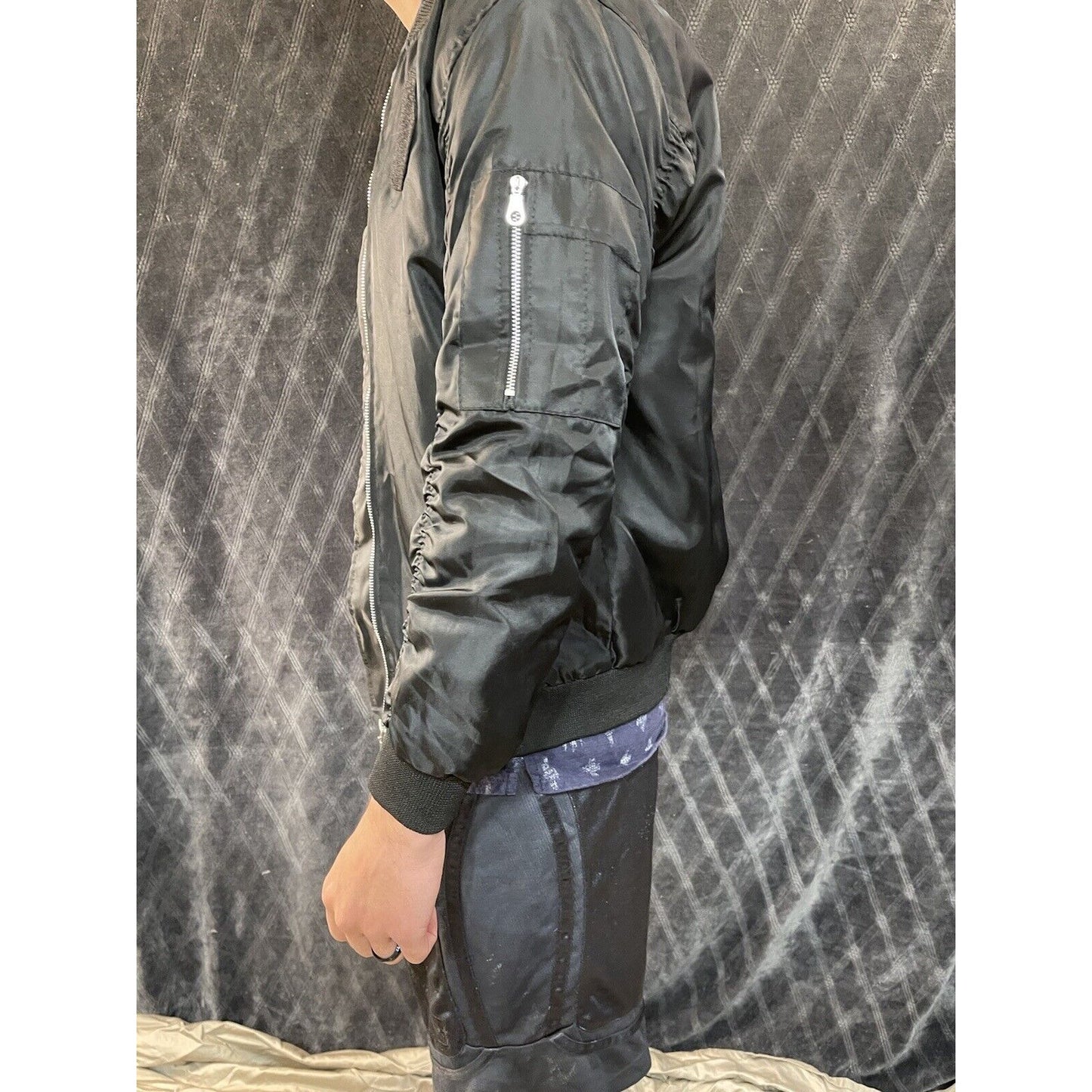 men’s black indonesia air force Cadet flight jacket fits like a small