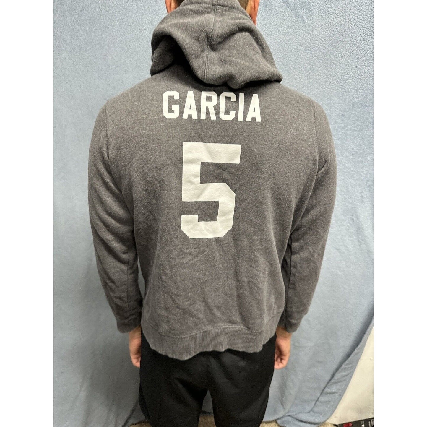 Men’s Large Gray NBA Store Pullover Hoodie San Antonio Spurs Garcia #5