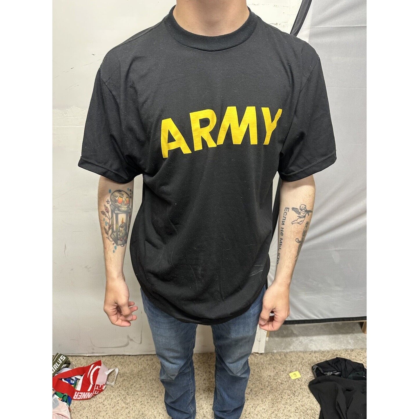 MEN'S Multiple Sizes SHIRT SHORT SLEEVE PHYSICAL T-SHIRT APFU FITNESS US ARMY BLACK/GOLD PT