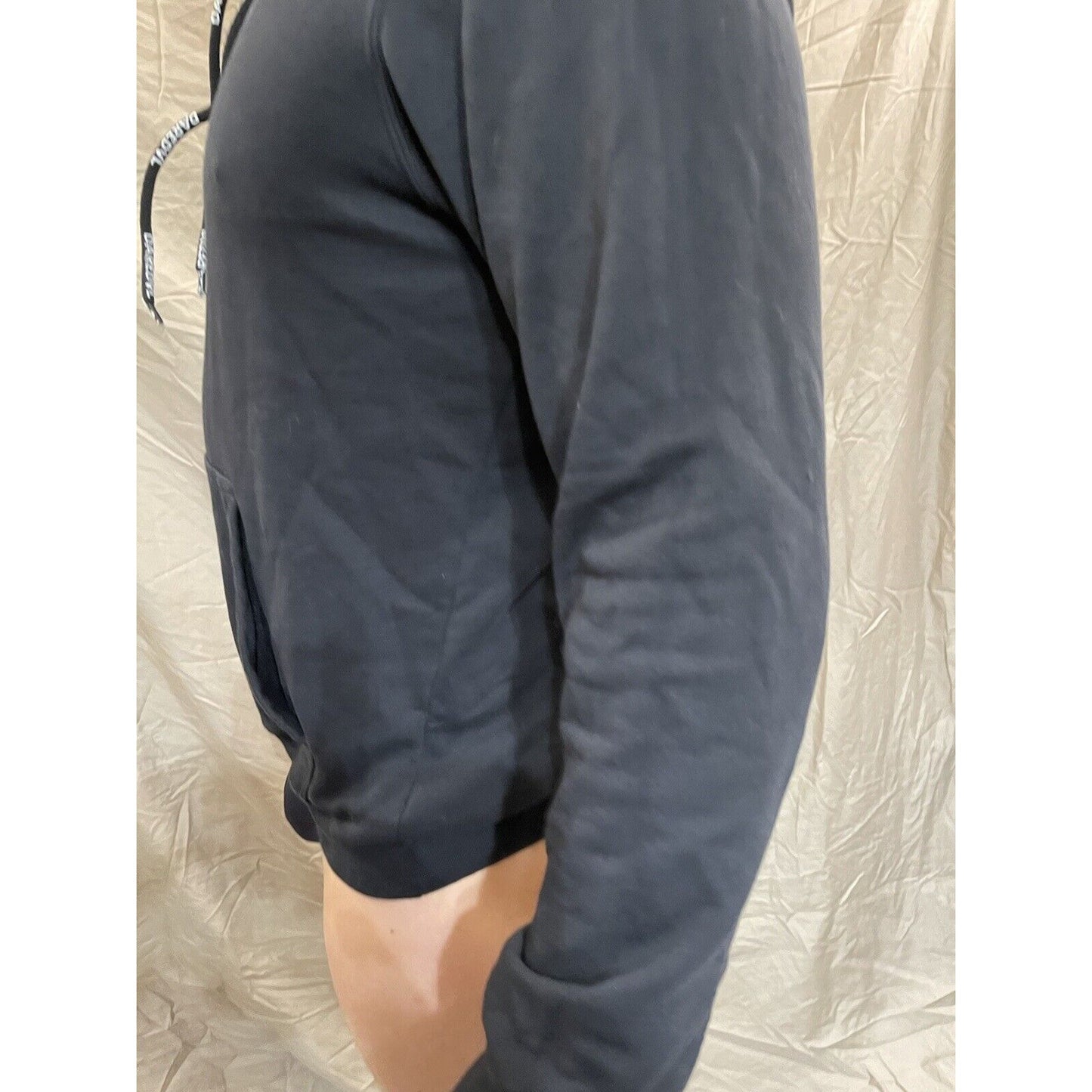 Men's black daredvl medium pullover hoodie