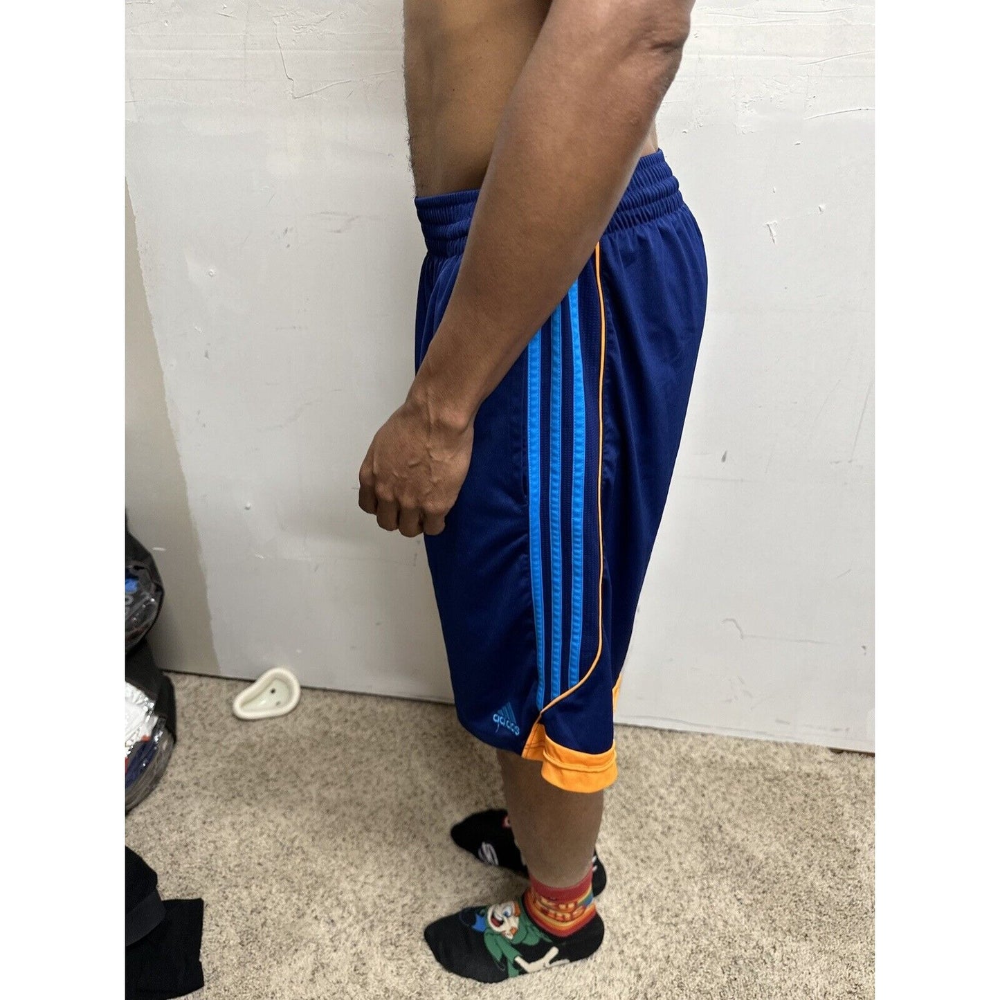 Men’s Medium Adidas Clima Lite Blue Athletic Shorts With Pockets