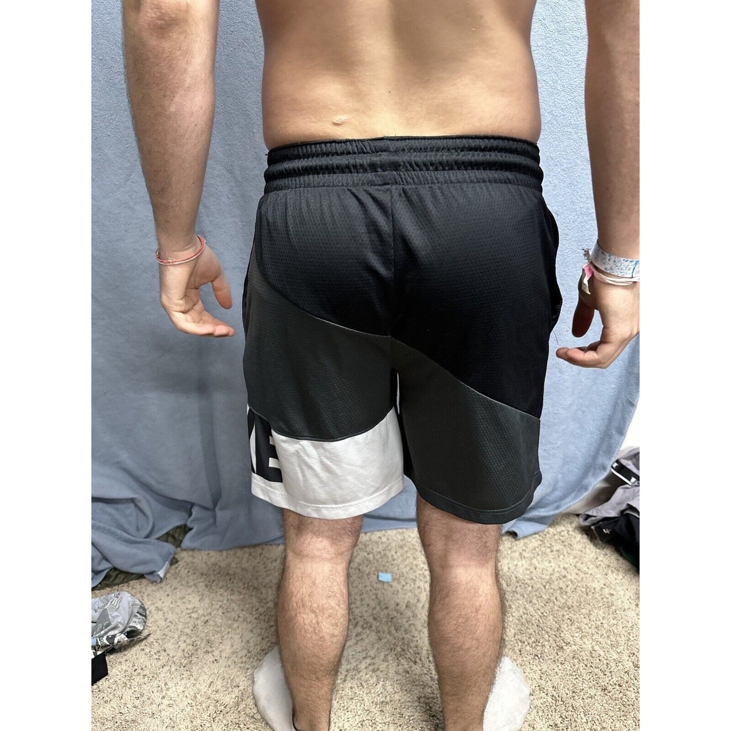 Men’s Nike Black Gray White Small Dri Fit Shorts With Pockets