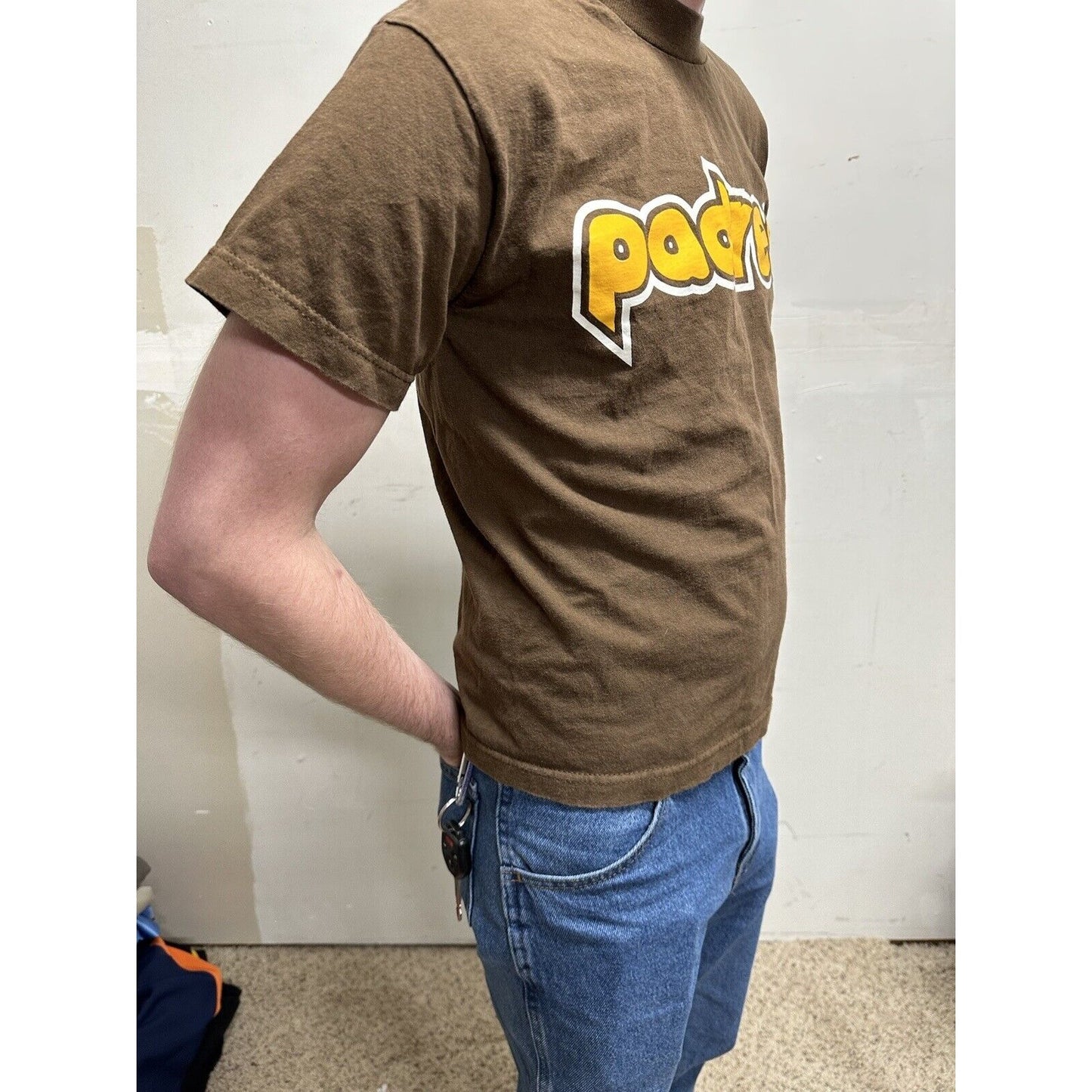 men’s san diego padres old logo style brown short sleeve youth large shirt