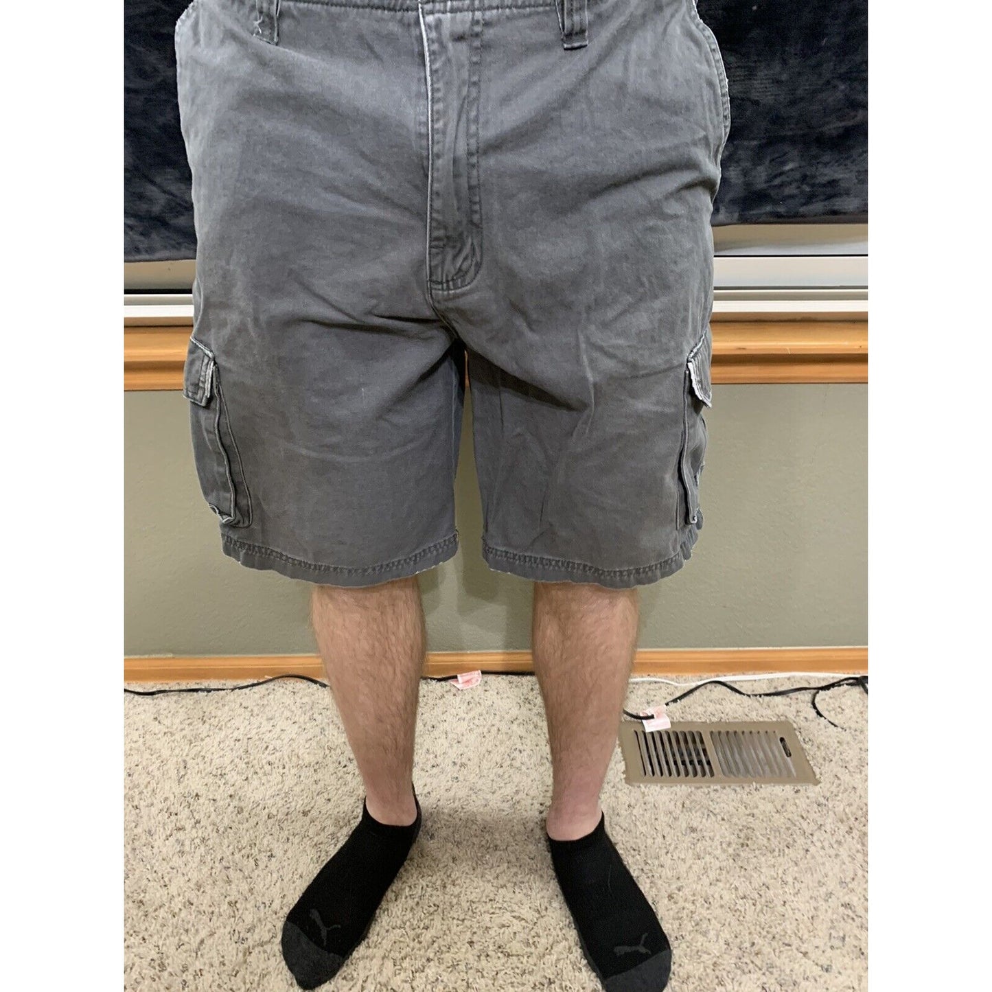 Quick Silver Men's Size 34 Gray Rugged Cargo Shorts