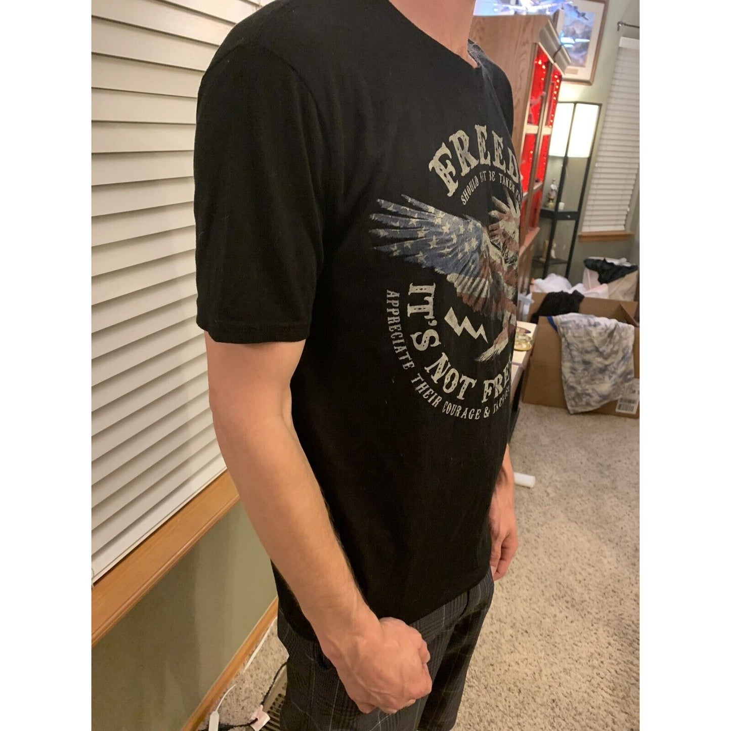 Comfy Black GALT Freedom It's Not Free Size Large American Flag Eagle T-Shirt