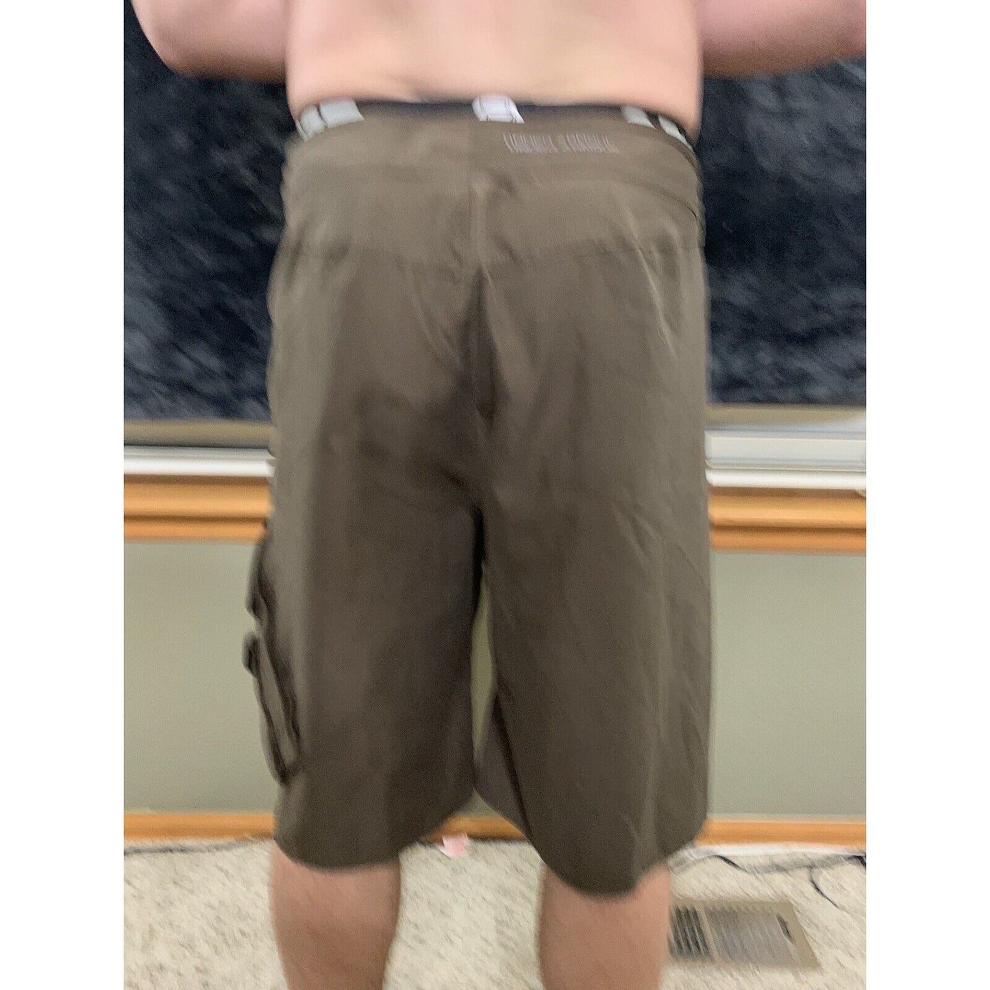 Men’s Under Armour Dark Brown Board Shorts Size 34