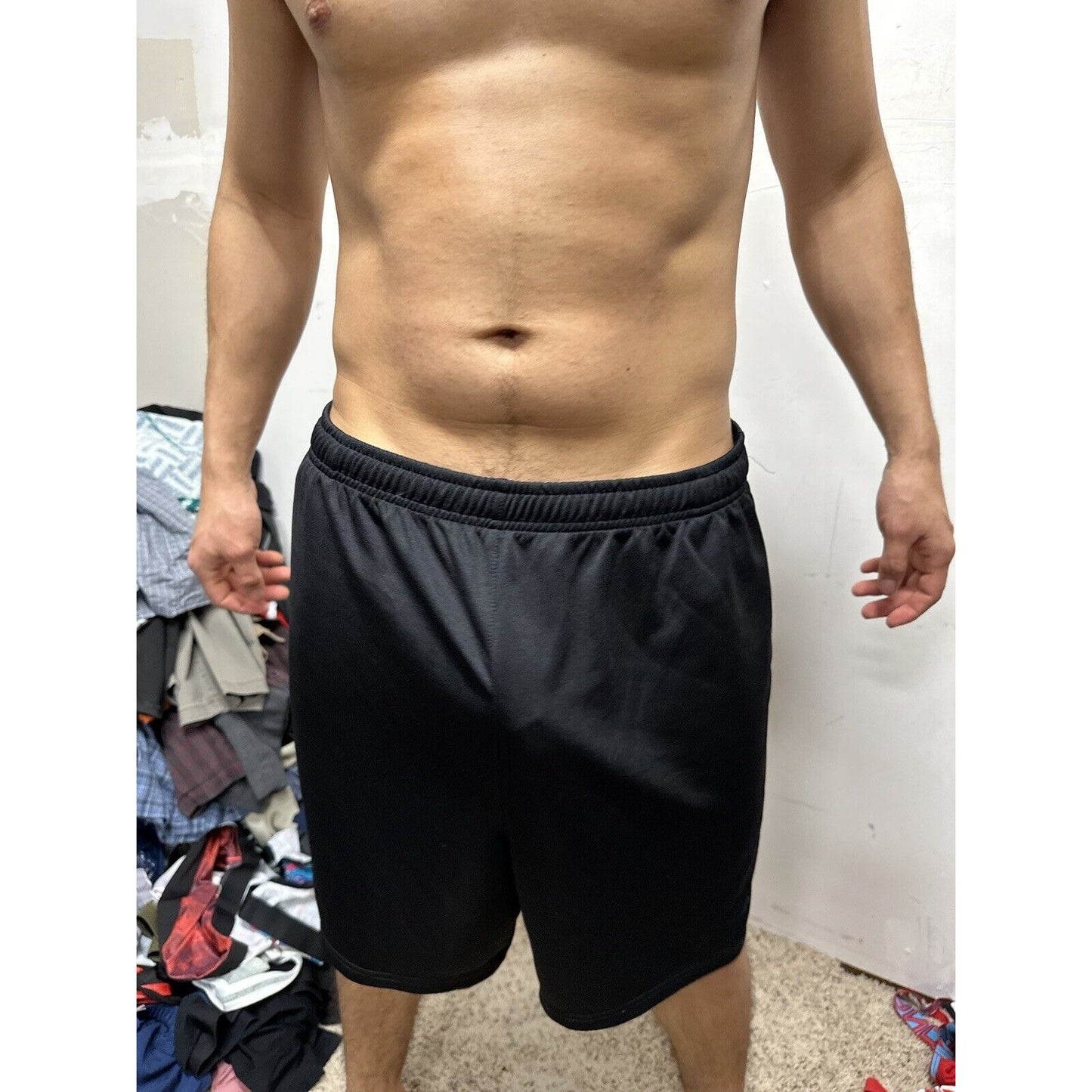 Men’s Black Starter Large Athletic Shorts