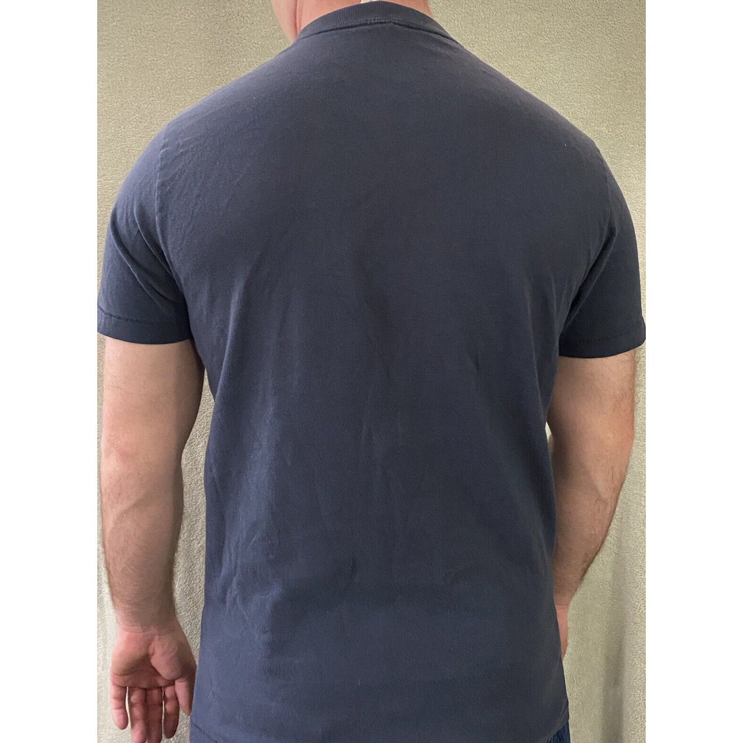 Hollister California Men’s XL Midnight Blue Hawaii Flying Birds Cotton Shirt