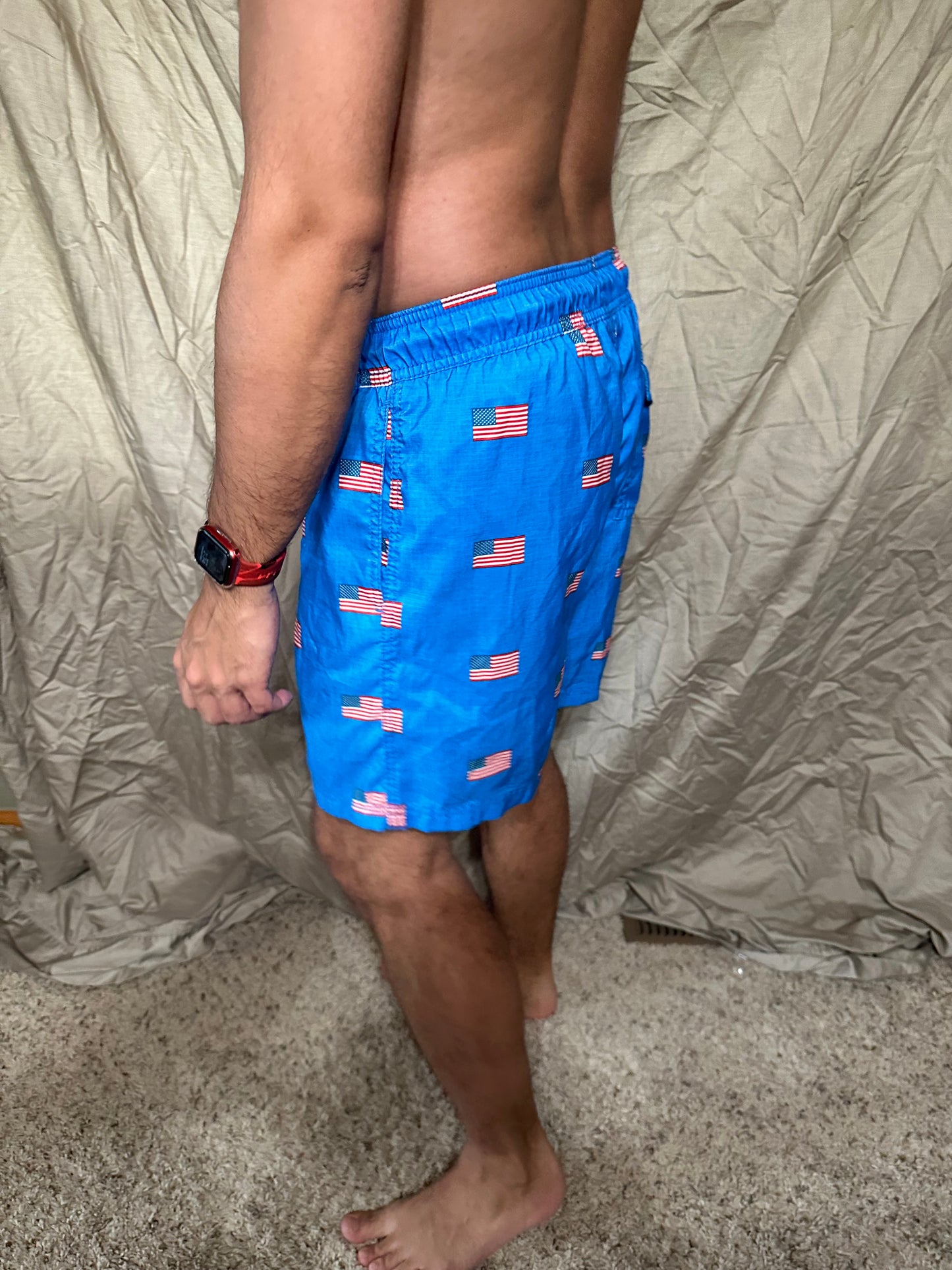 Men’s blue American flag patriotic size medium bathing suit with lining and pockets us apparel