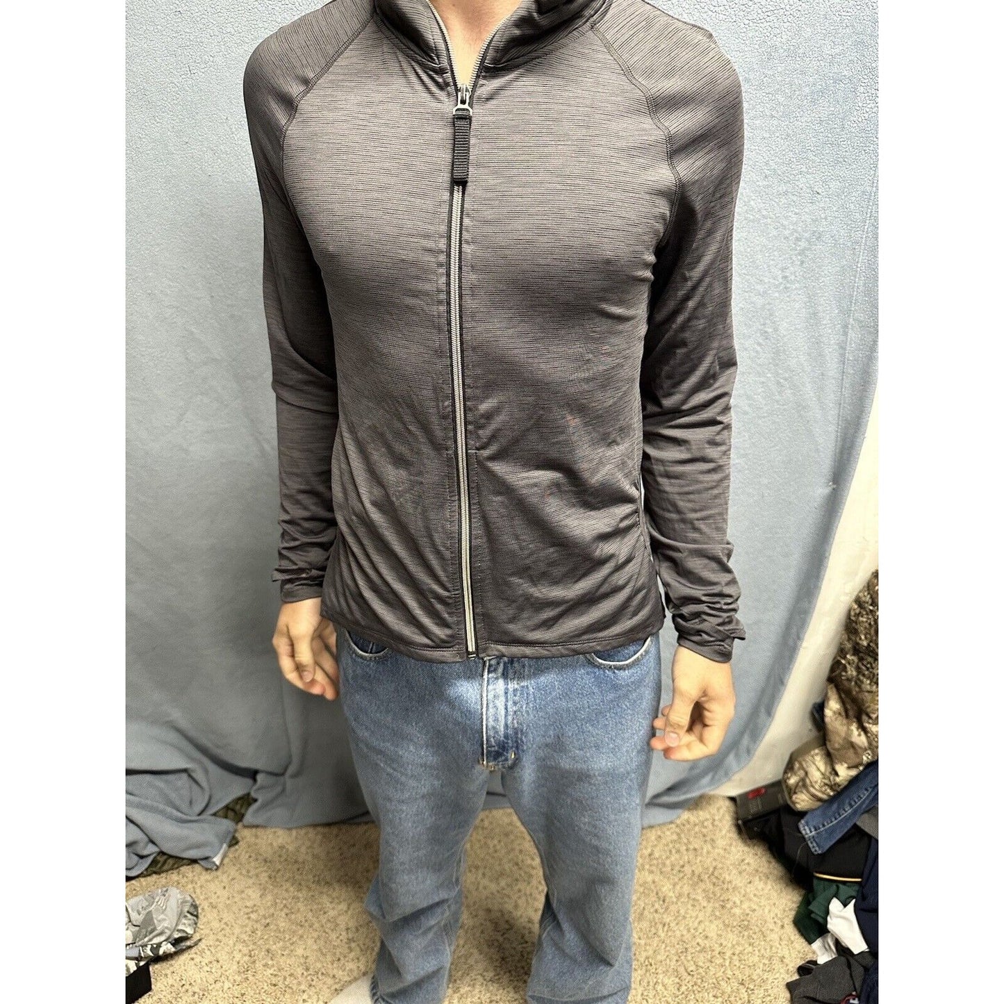 Men’s Gray All In Motion Medium Full Zip Sweater