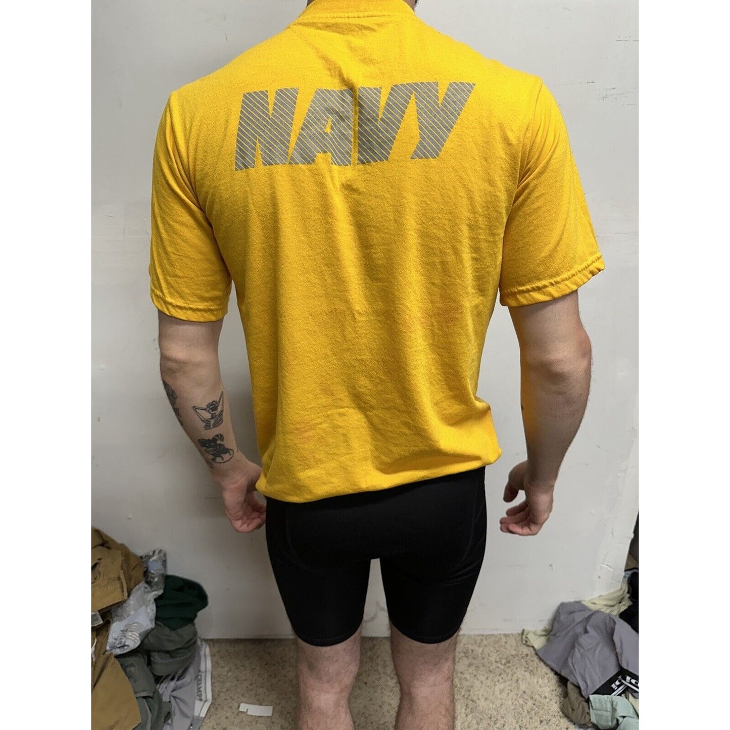 Men’s Yellow Navy Physical Fitness Uniform Short Short Sleeve Small