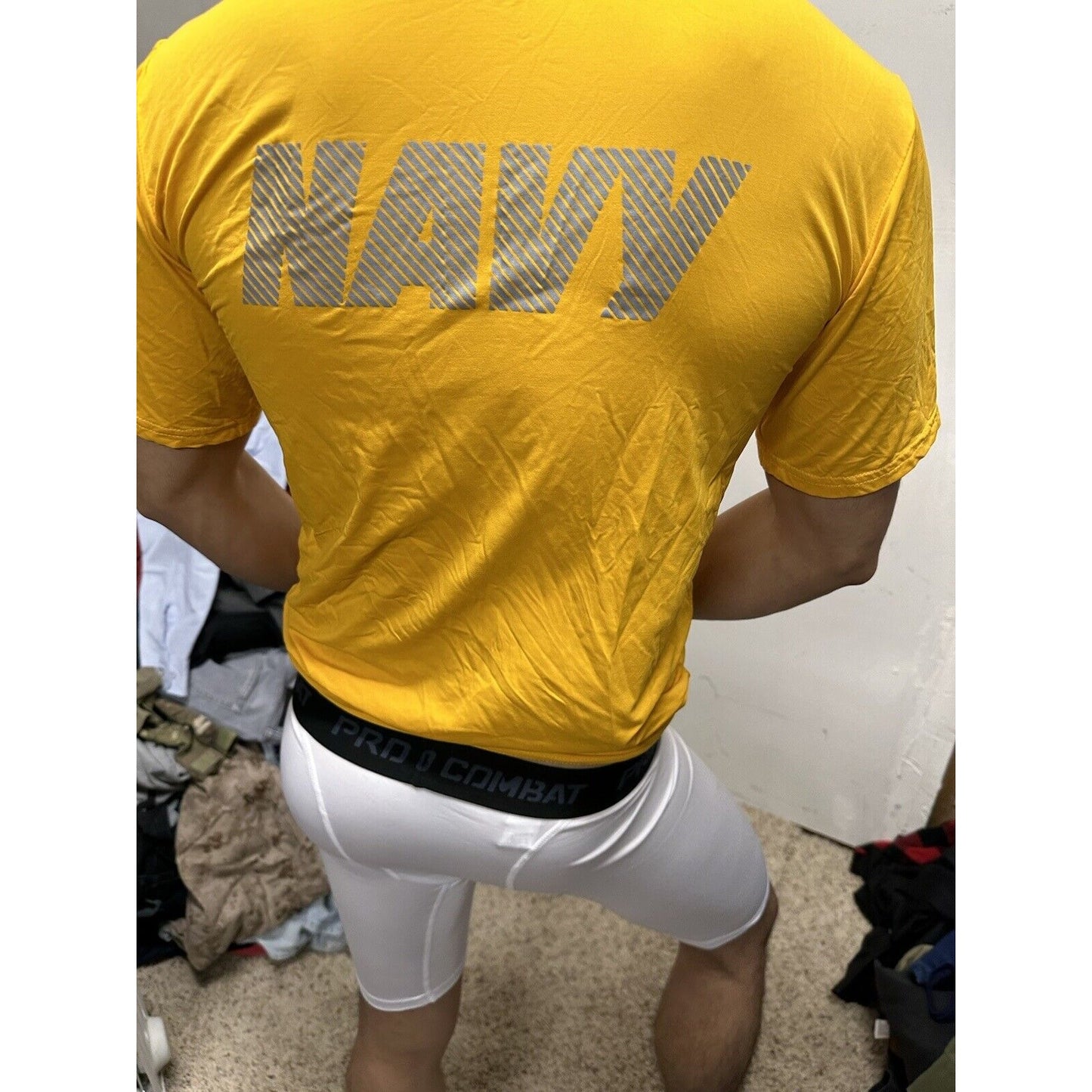 Men’s US Navy Yellow Physical Fitness pT Short sleeve Shirt Size Small Lycra
