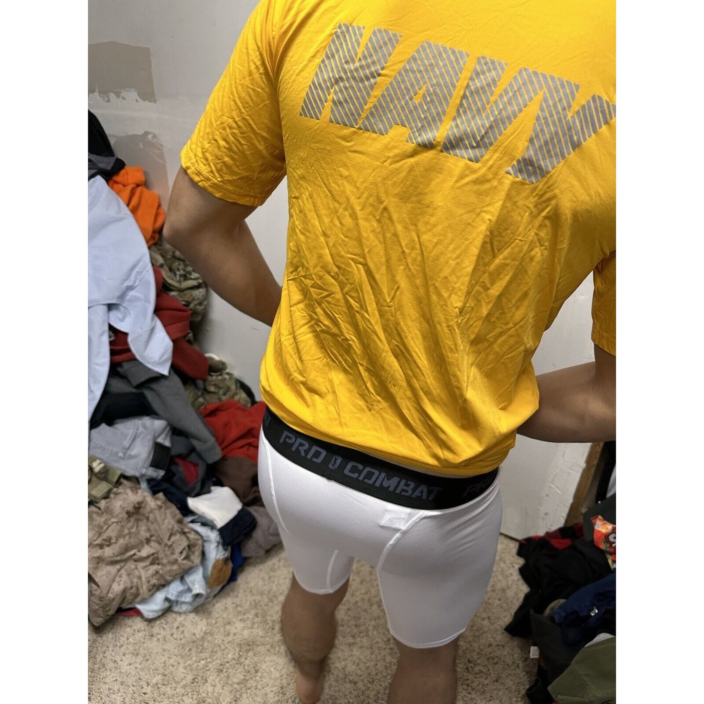 Men’s US Navy Yellow Physical Fitness pT Short sleeve Shirt Size Small Lycra