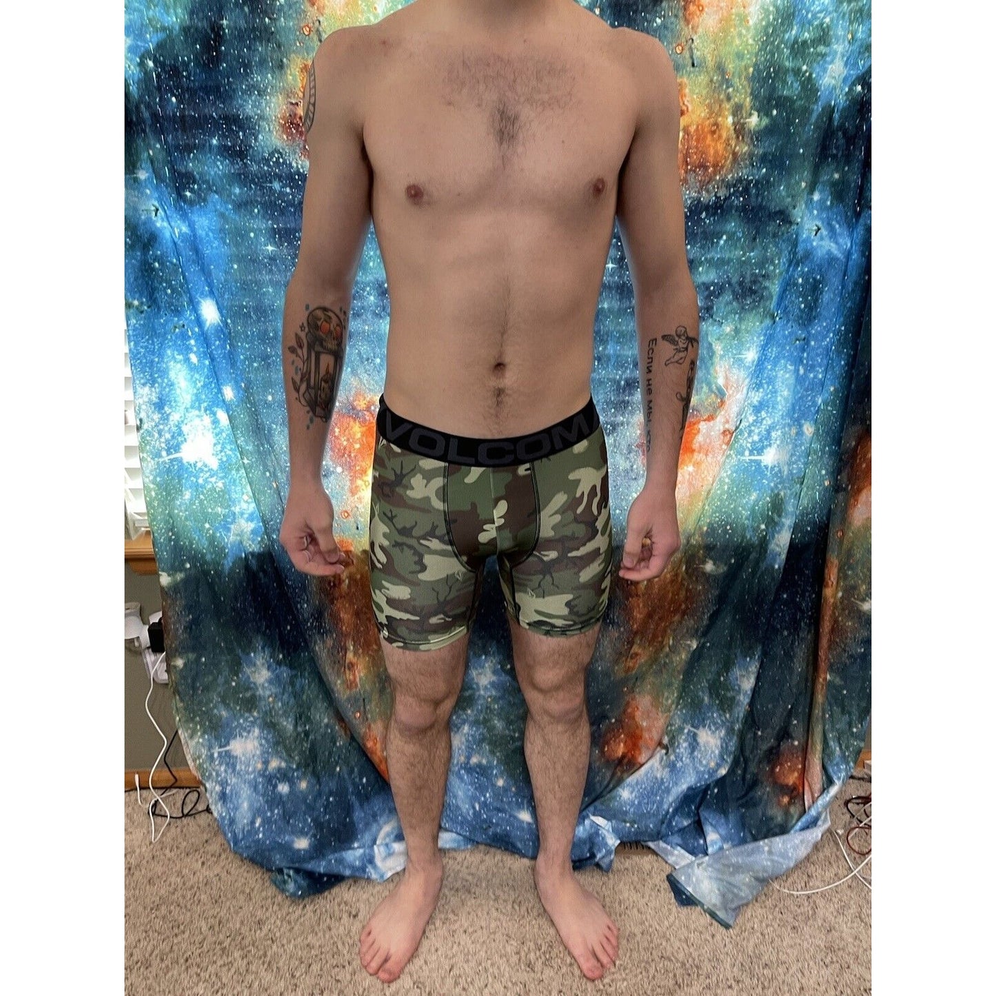 Men's Volcom Size XL Camo Military Compression Shorts New And Unworn