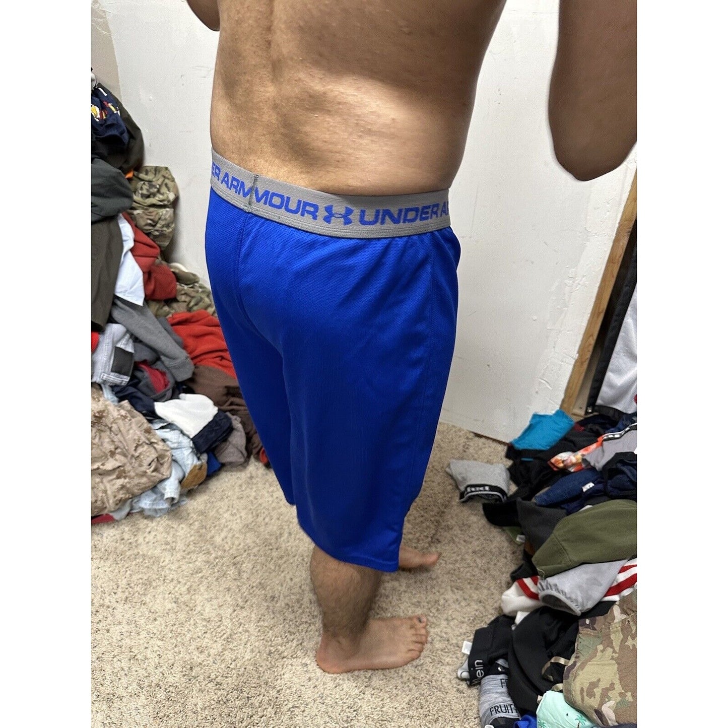 Boy’s Youth xL Under Armour Blue Heatgear Shorts Loose