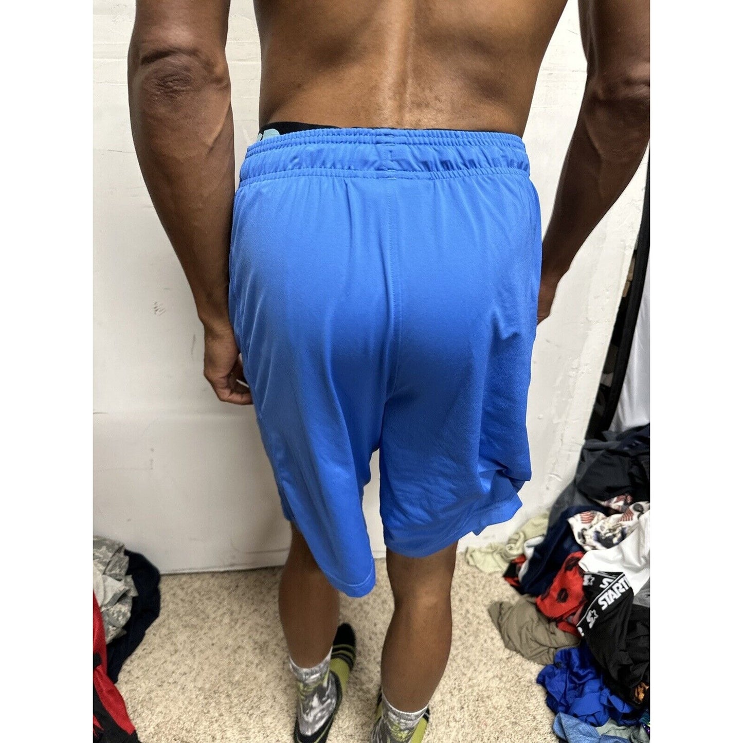 Men’s Blue Loose Small Under Armour Athletic Shorts With Pockets