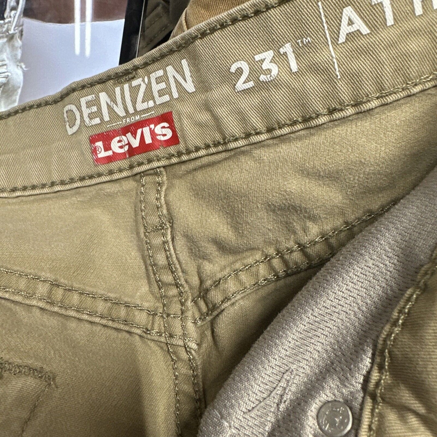 Men’s Khaki Denizen Levi’s 231 Athletic Fit 32”x32”