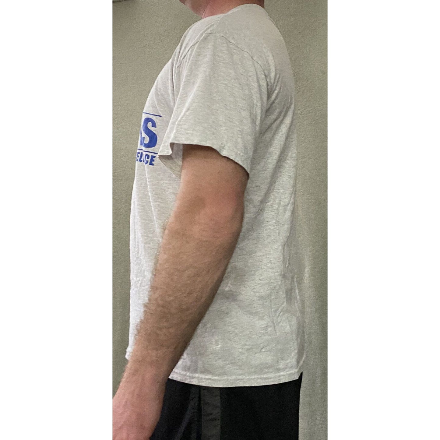 AIR FORCE FALCONS Gildan Gray Men’s Large Heavy Cotton T-shirt