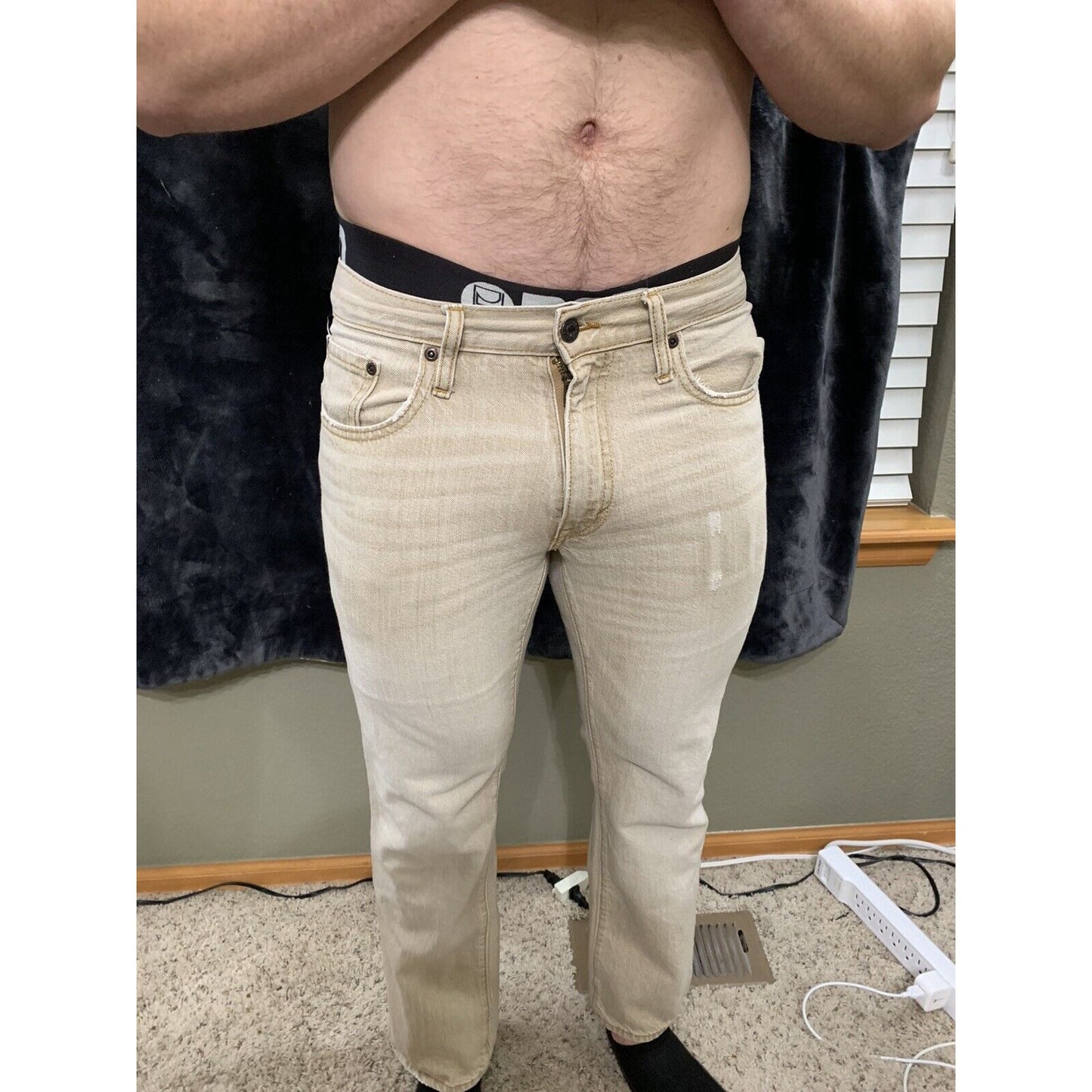 Old Navy Famous Jeans Tan 31 X 30 Men’s Pants