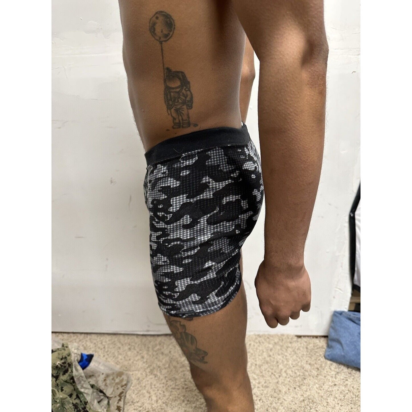 Boys XL black Camo Hanes boxer briefs