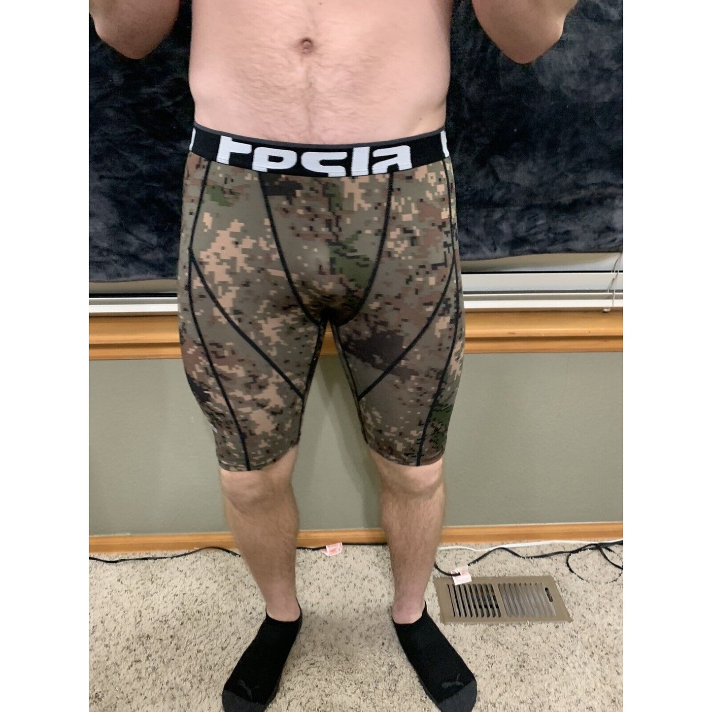 Men’s Tesla Camo XL Compression Shorts