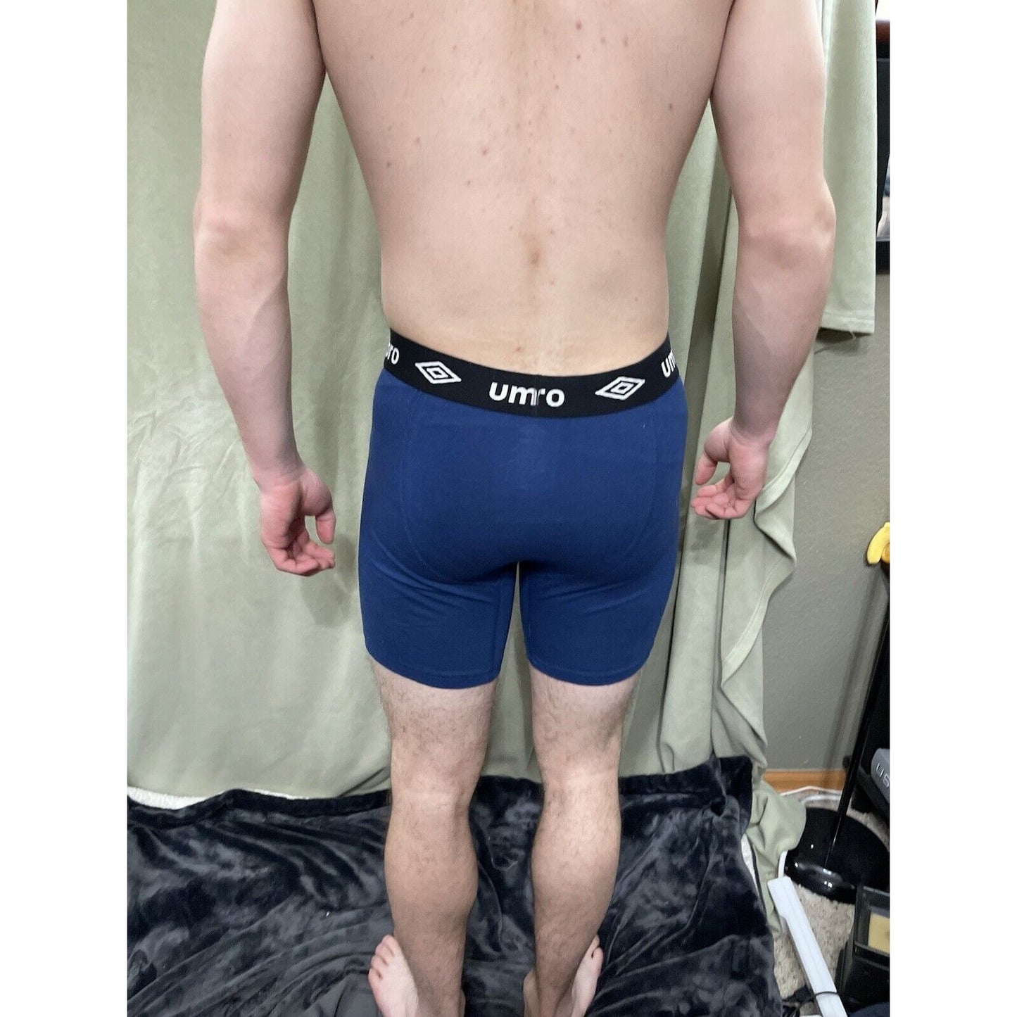 Umbro Men’s Large Royal Blue Compression Shorts