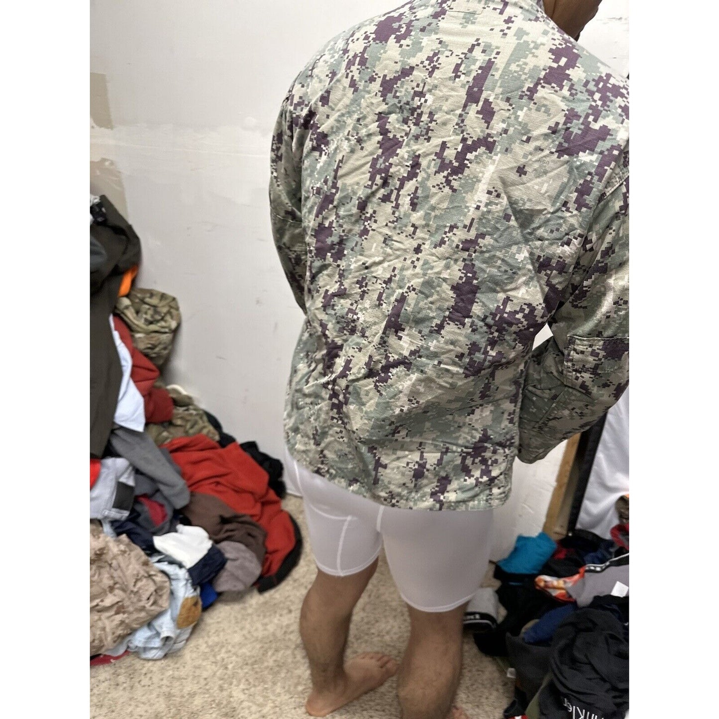 Men’s US Navy Medium XX-Short Camo Top Uniform Blouse