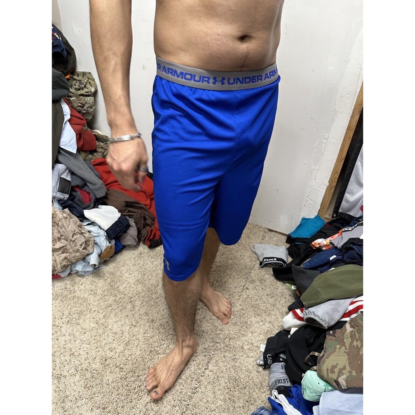Boy’s Youth xL Under Armour Blue Heatgear Shorts Loose