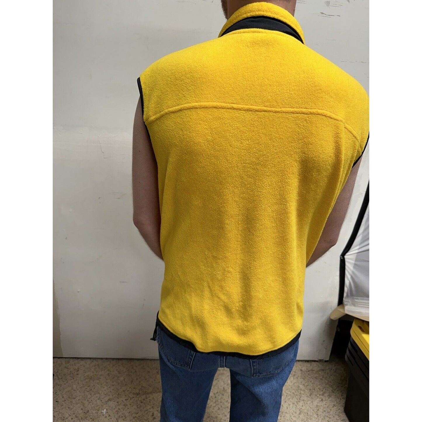 men’s XL prospirit yellow zip up sleeveless vest