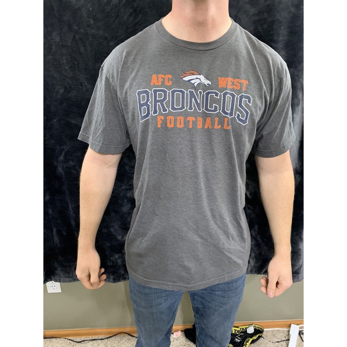 Adult Denver Broncos NFL Team Apparel Gray T-Shirt XL Ring Spun Soft Nice!