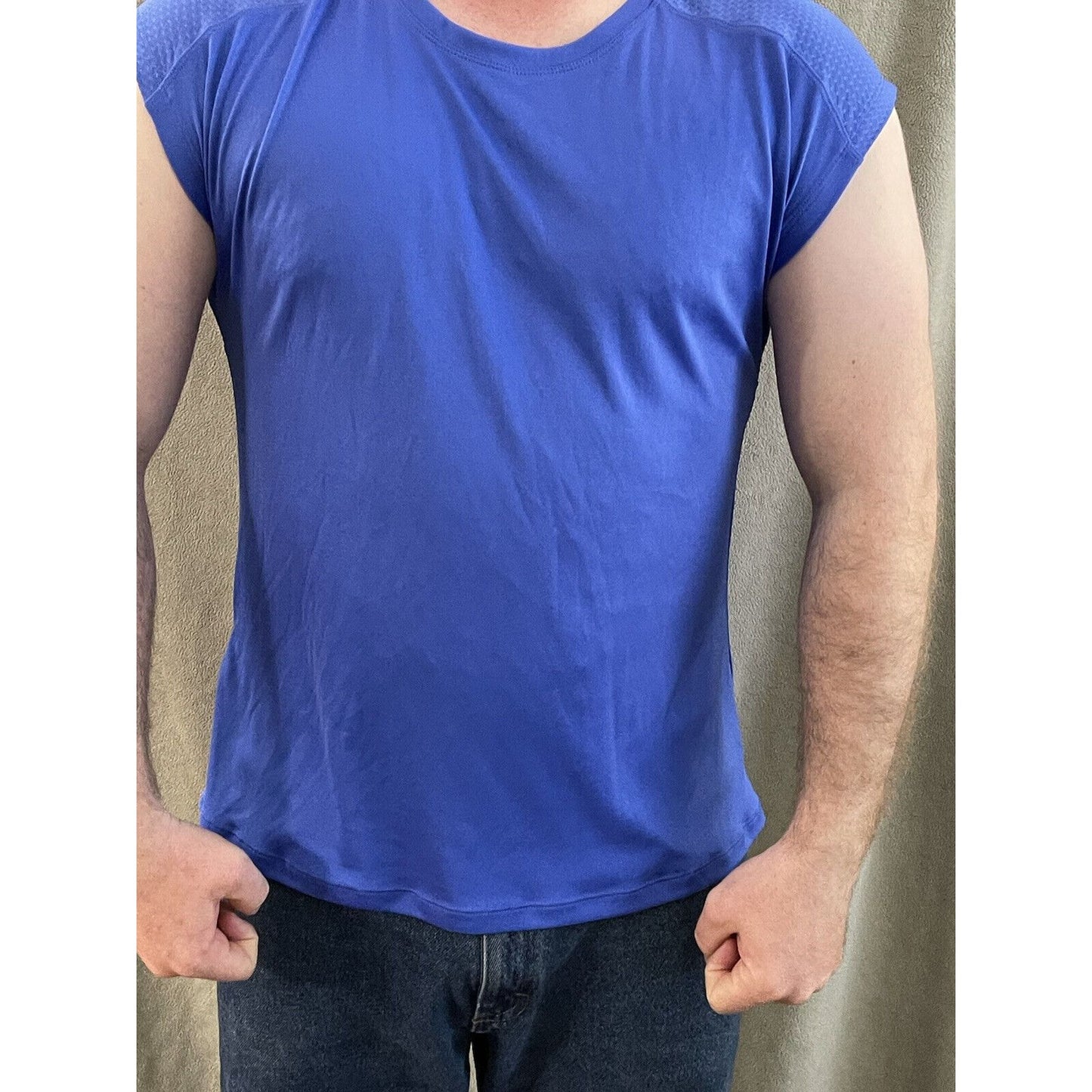 Men’s royal blue large Champion Muscle Tee sleeveless ventilated