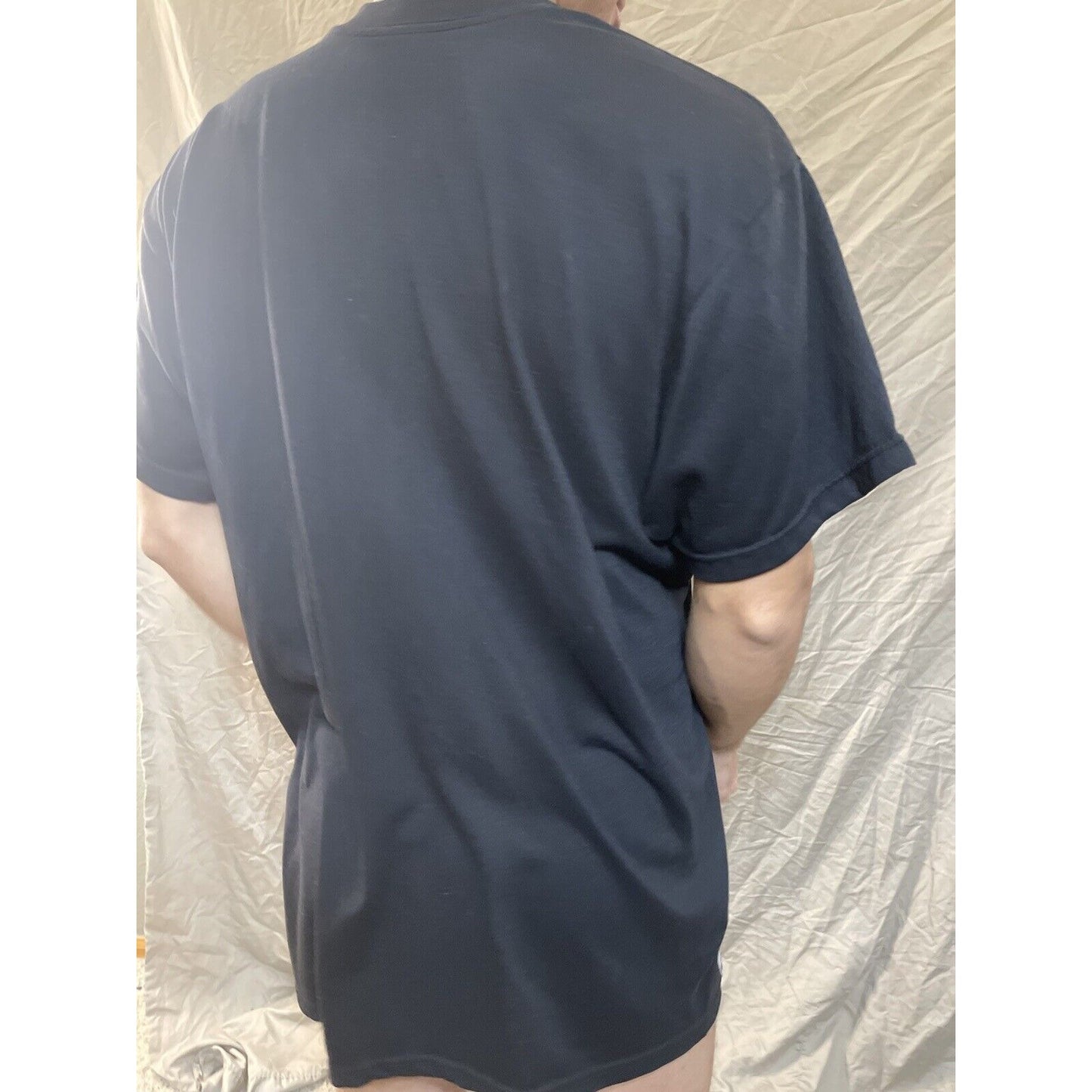 men’s army black short sleeve pt shirt large