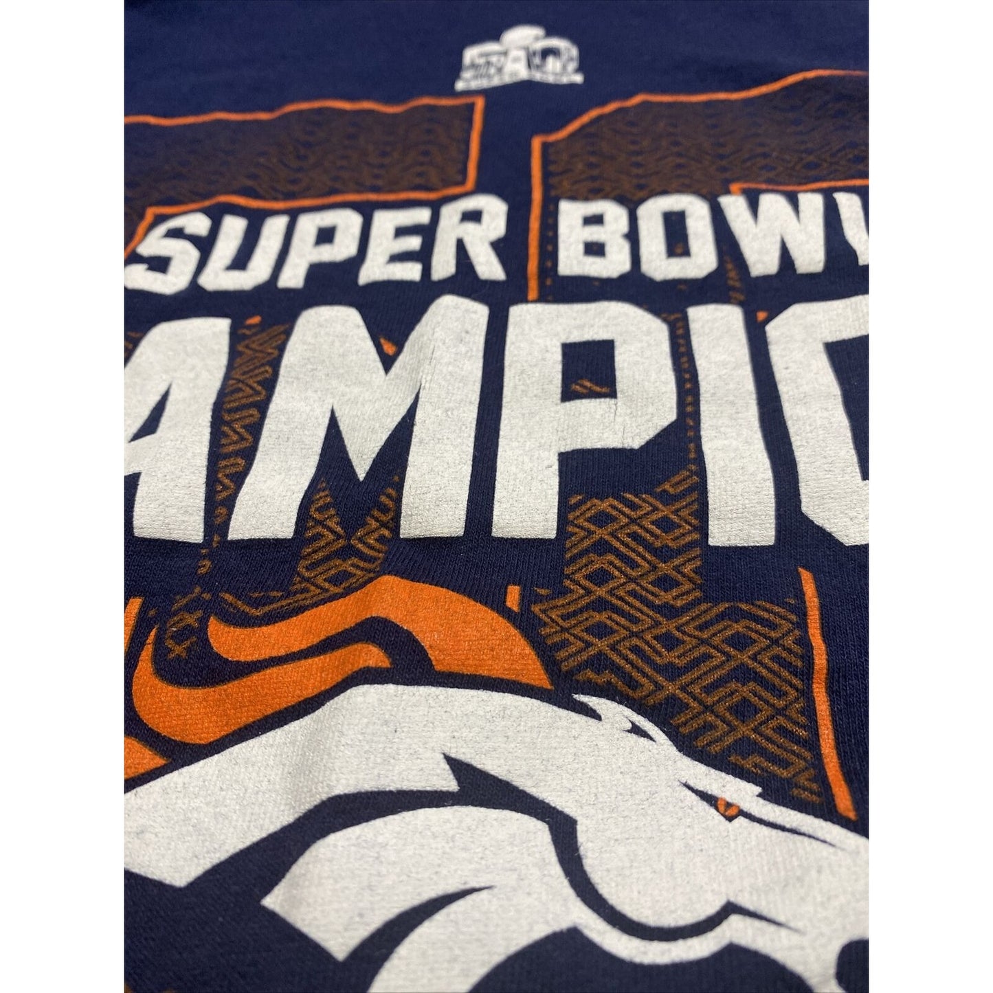 Denver Broncos Super Bowl 50 Champions Delta Pro Weight Men’s Large Cotton Shirt