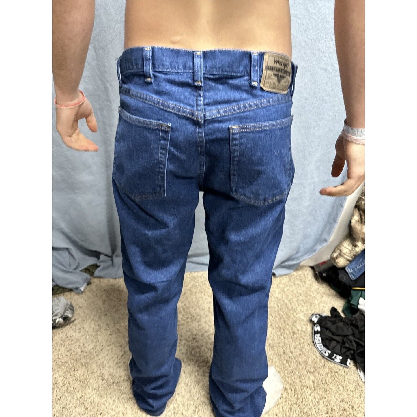 Men’s Wrangler Regular Fit 34 X 32 Blue Jeans