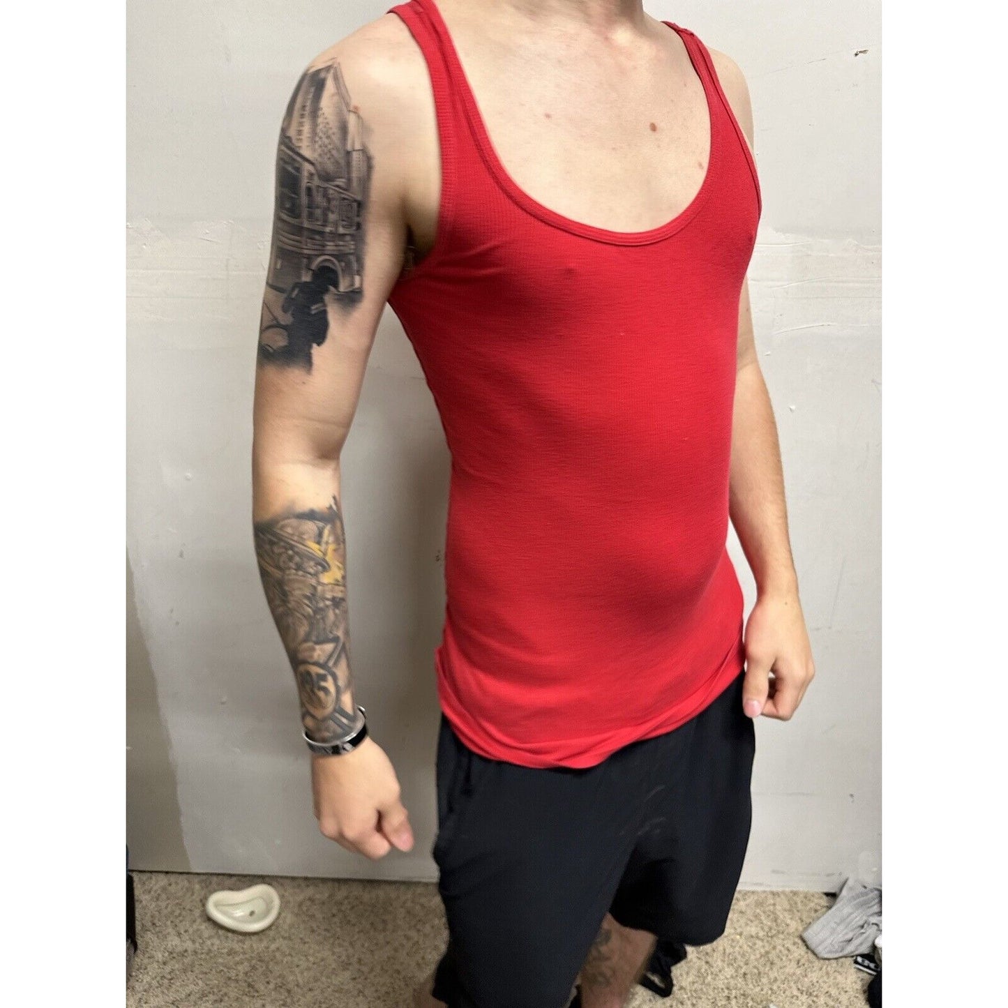 Men’s Large Red Mossimo Muscle Shirt Tank Top